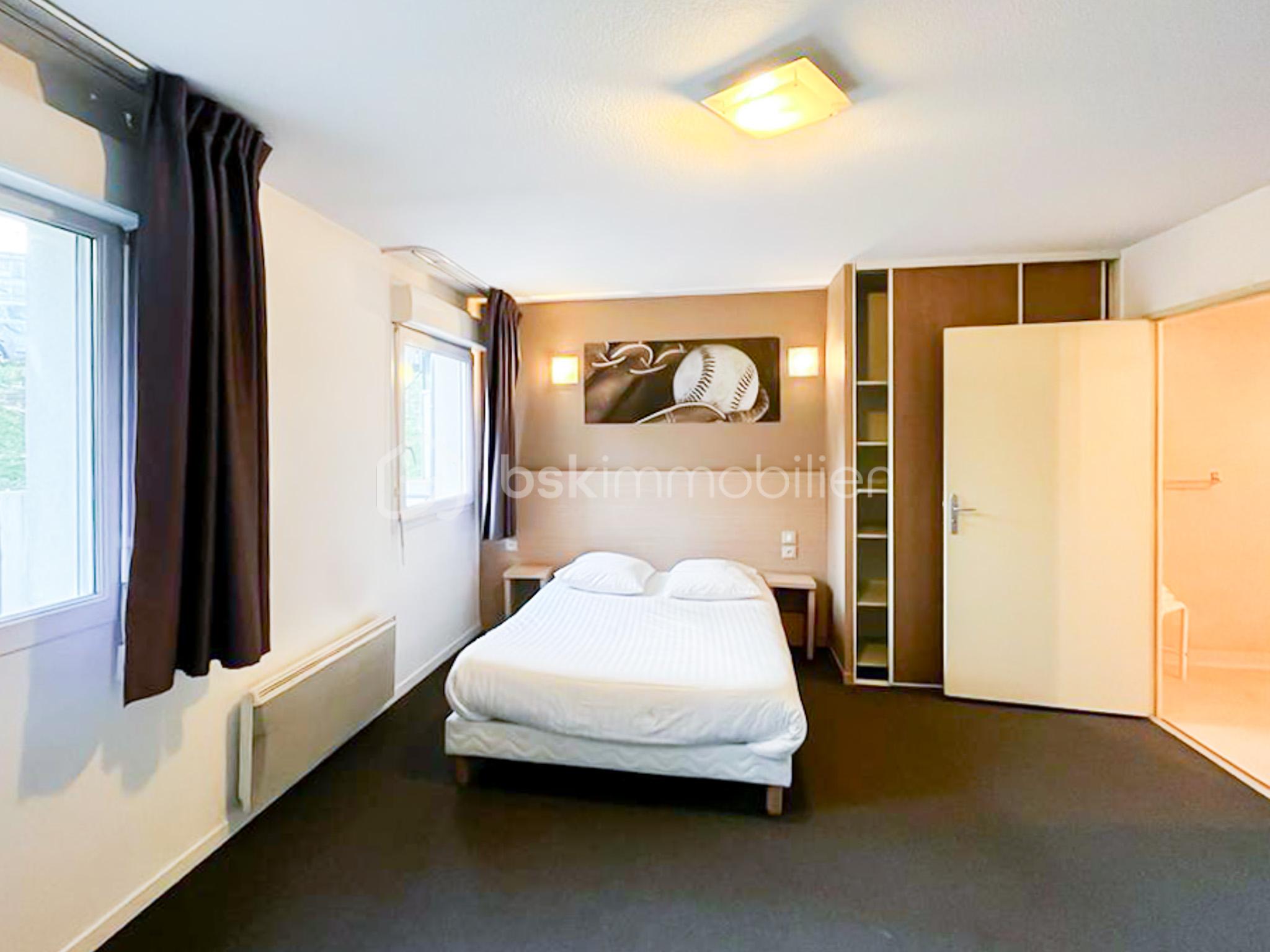 Chambre de service de 32,60 m² - WhatsApp Image 2022-12-01 at 13.40.55 (5).jpg