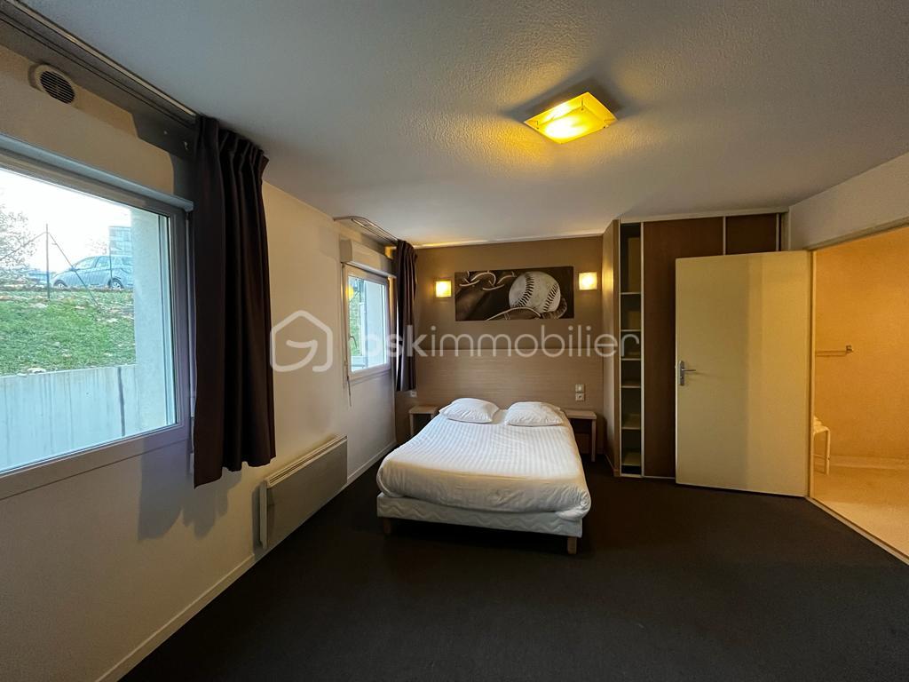 Chambre de service de 32,60 m² - CHAMBRE2.jpeg