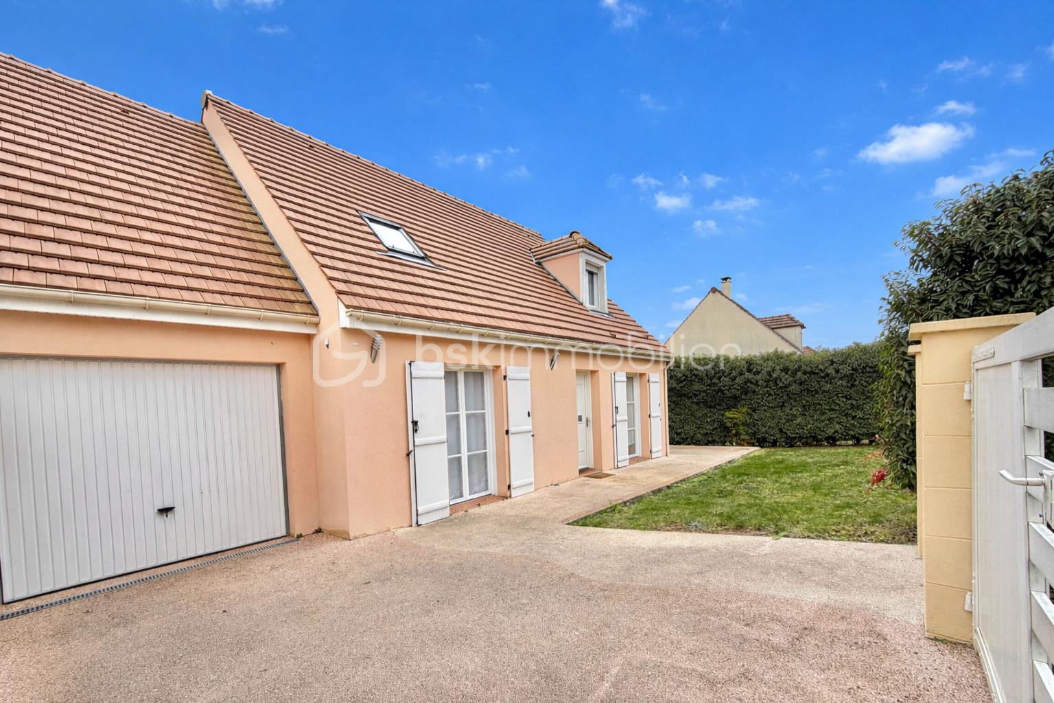 Maison contemporaine de 103 m² - BE5F417A-BB4A-434A-AC5B-A599BD38D778.PNG