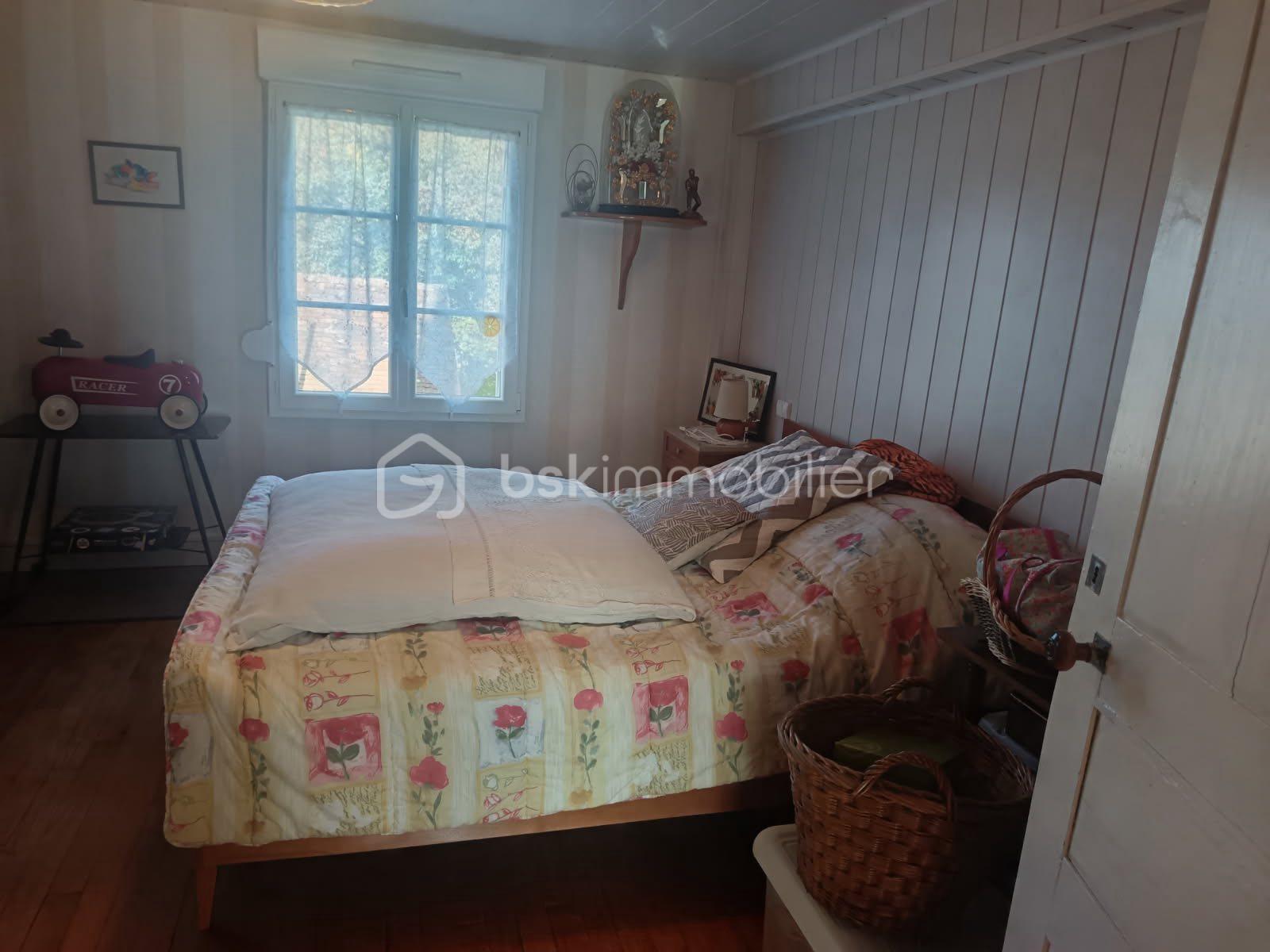 Maison de 200 m² - 560733397_1188040416506530_348096084022256997_n.jpg