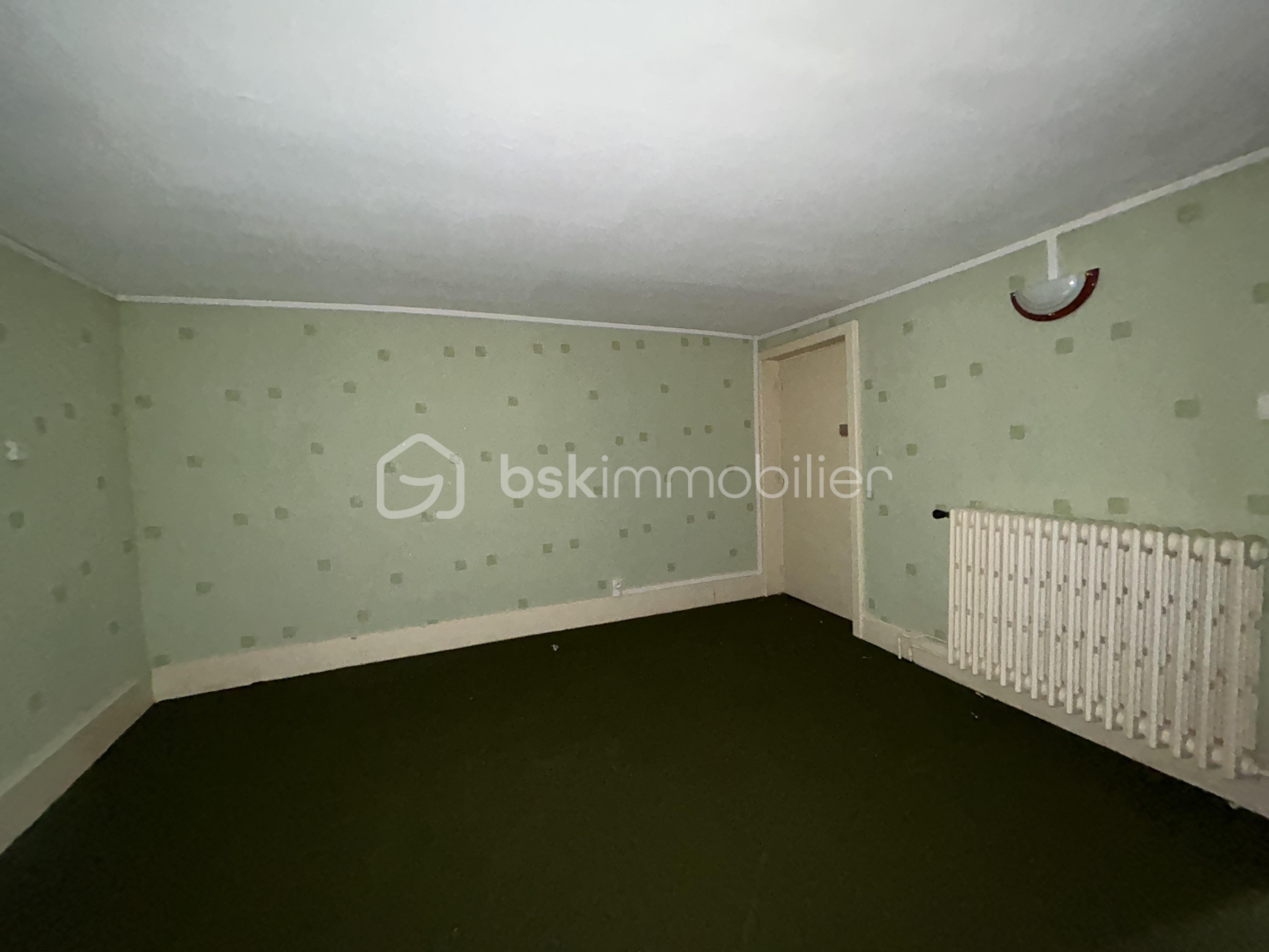 Maison ancienne de 128 m² - 17440.jpg