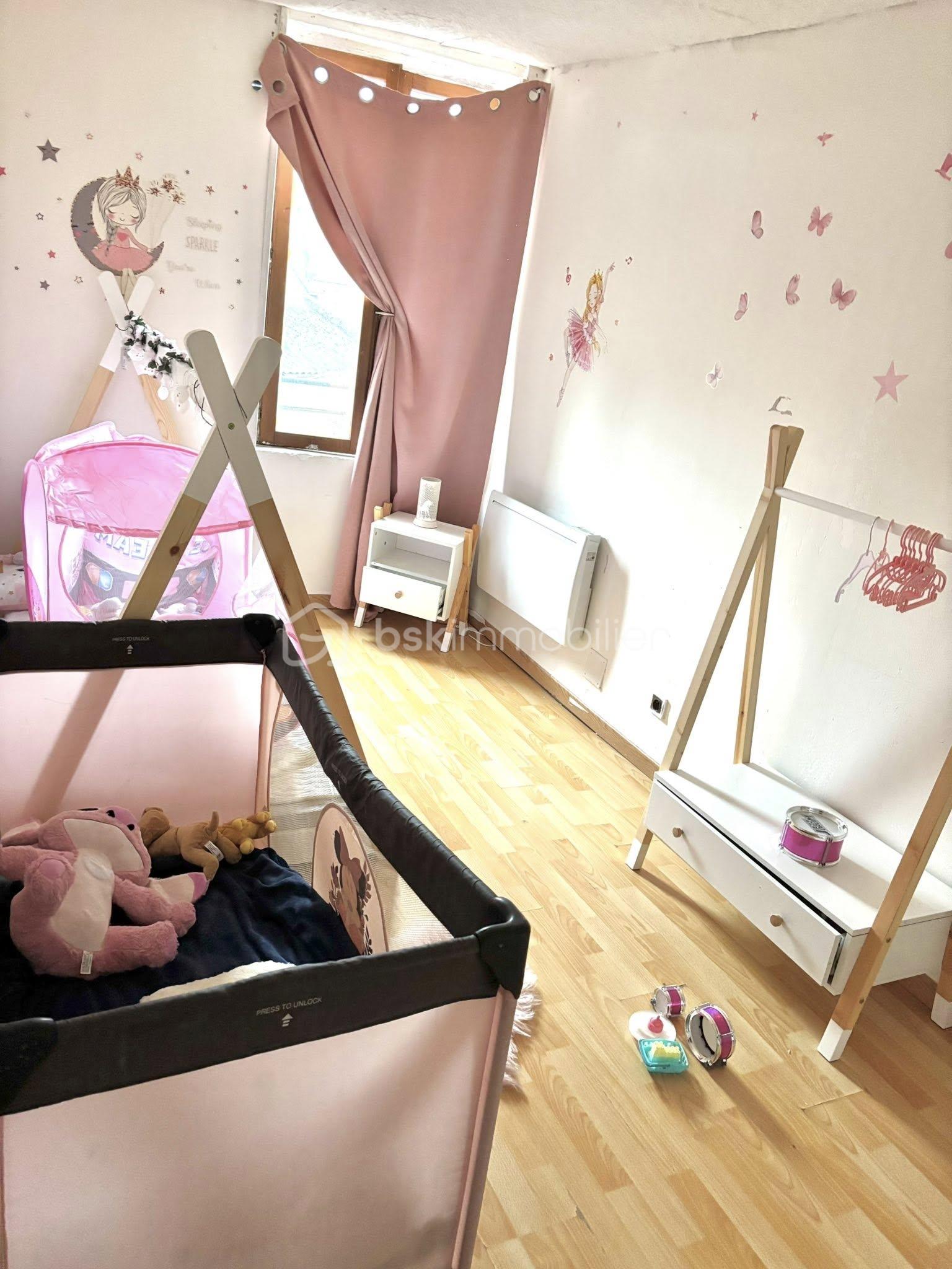 Maison de ville de 44 m² - 580793169_900774886329758_2503681142875826463_n.jpg