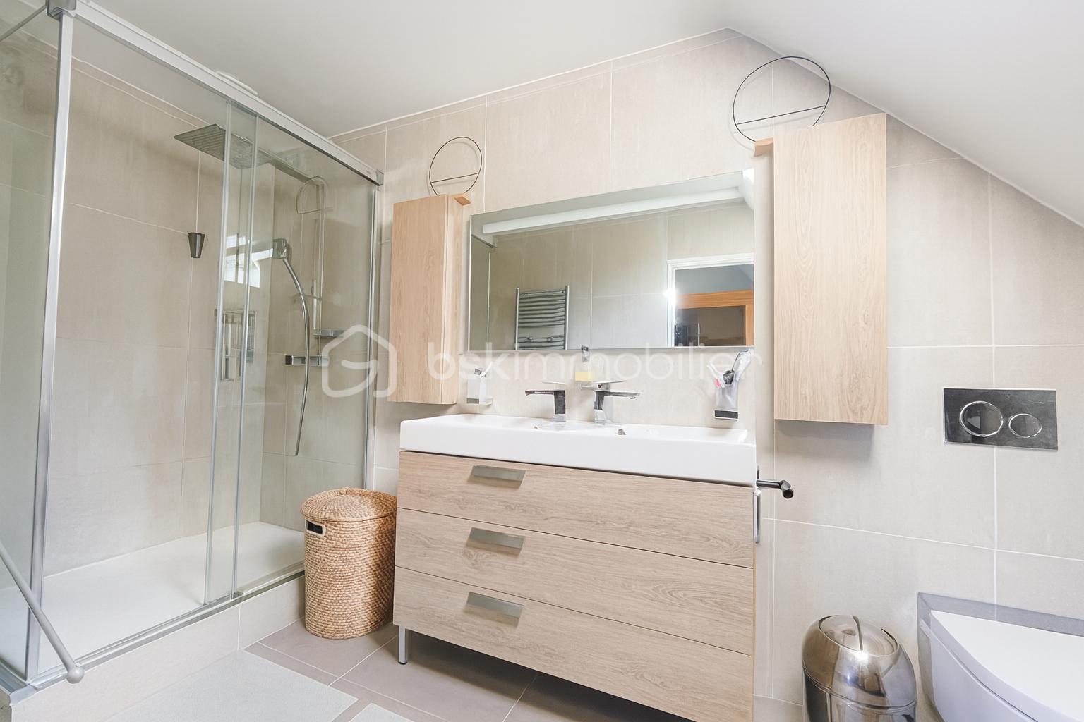 Maison de 185 m² - 18445926-DE54-44AC-94E6-2C1BE45C95BD.png