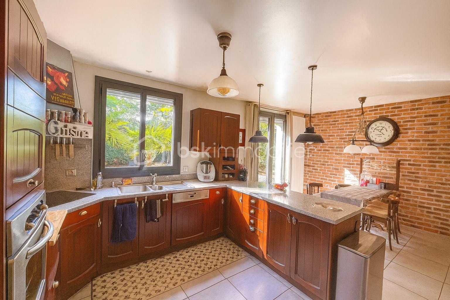 Maison de 185 m² - 545710D6-EBFC-464A-87AA-895534D87F8B.png