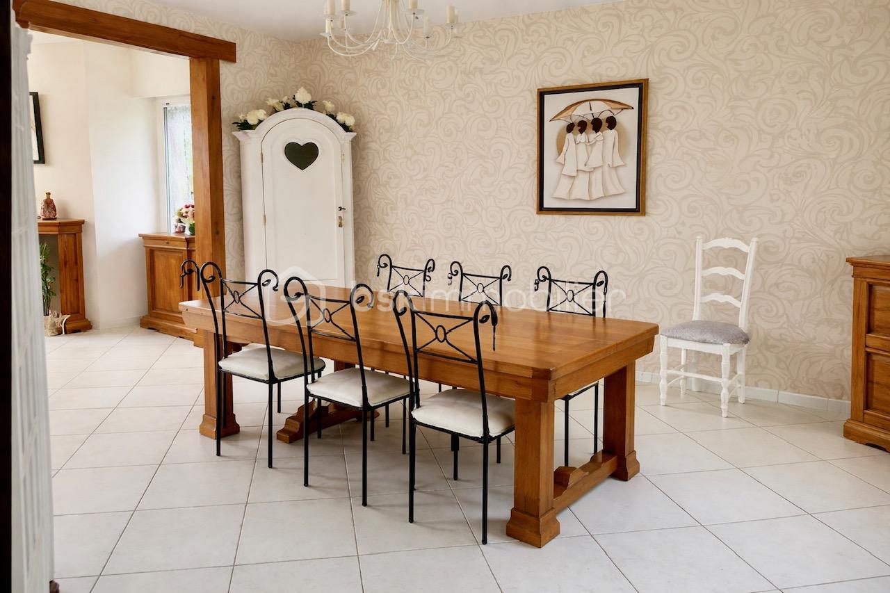 seillier salle à manger d'été.jpg