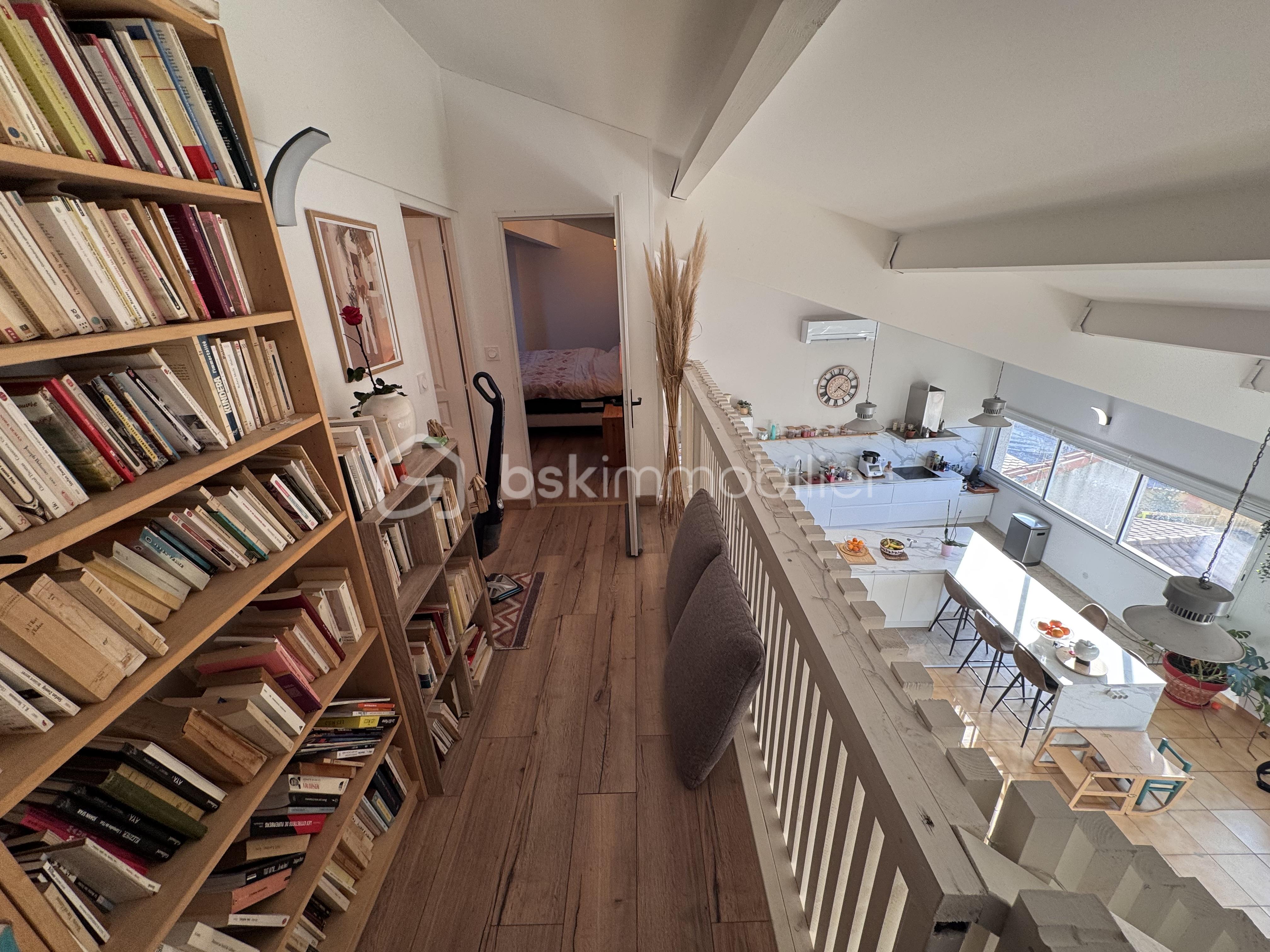 Appartement de 132,01 m² - couloir haut.jpeg