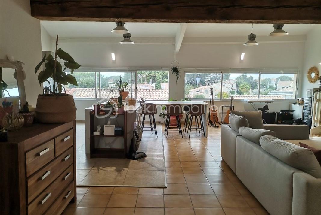 Appartement de 132,01 m² - vue sdb.jpg