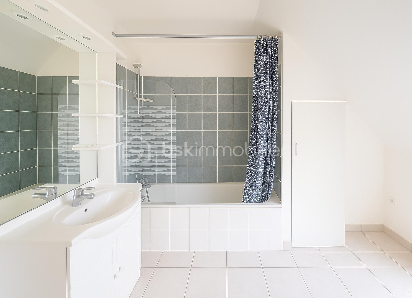 Appartement de 66,83 m² - 1000021368.png