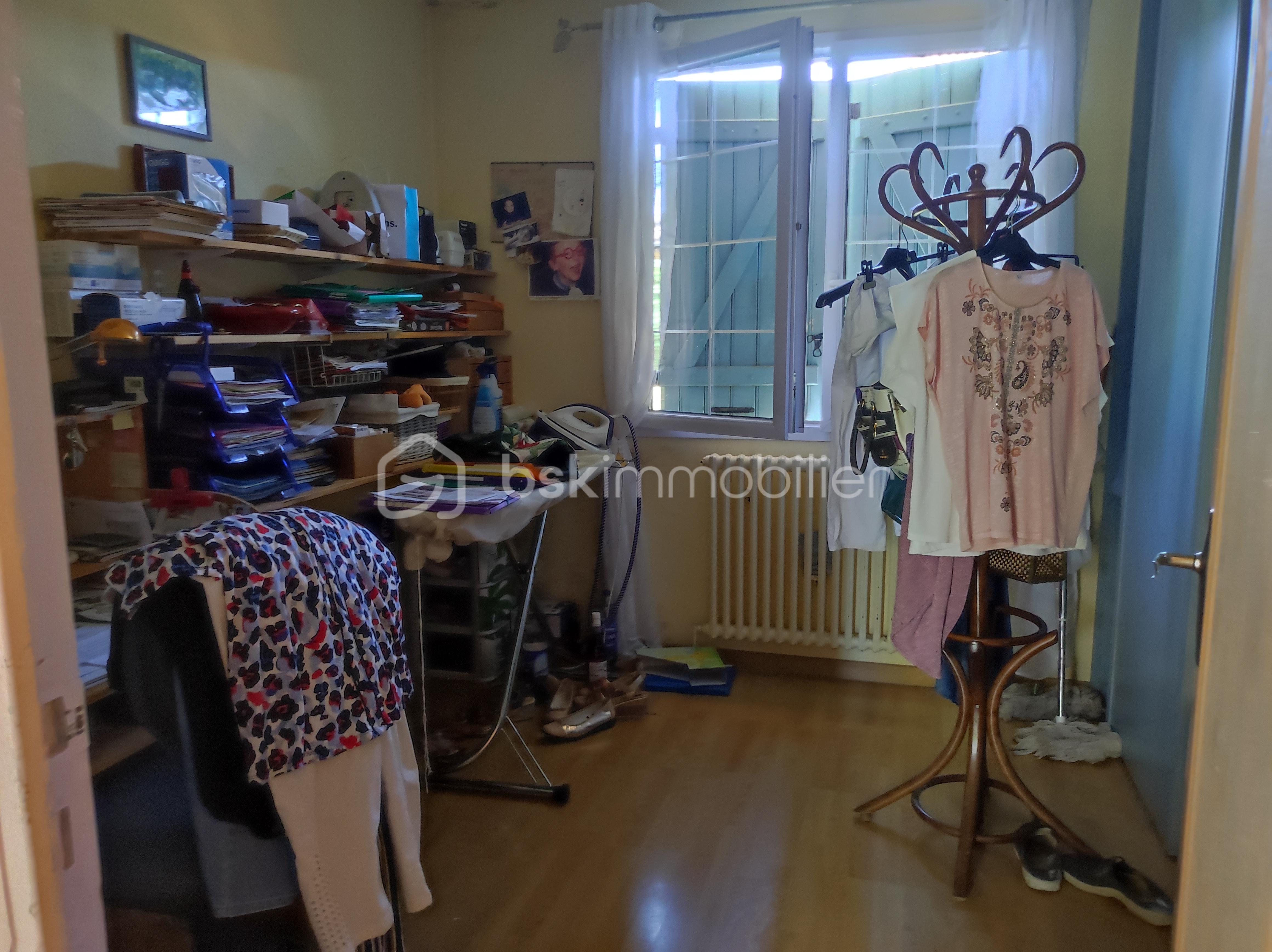 Maison de 210 m² - 1754985213131.jpg