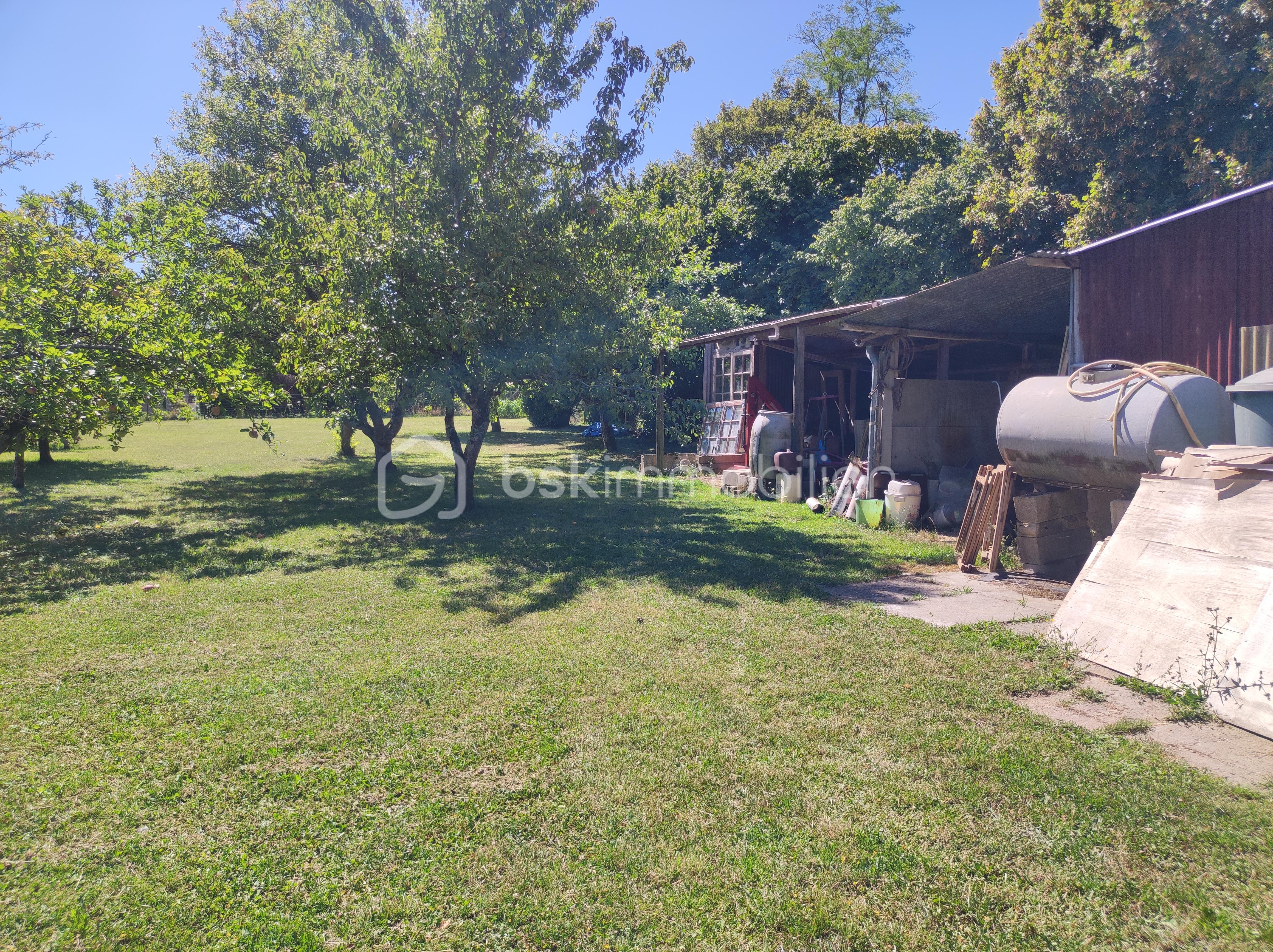 Maison de 210 m² - 1754985213231.jpg
