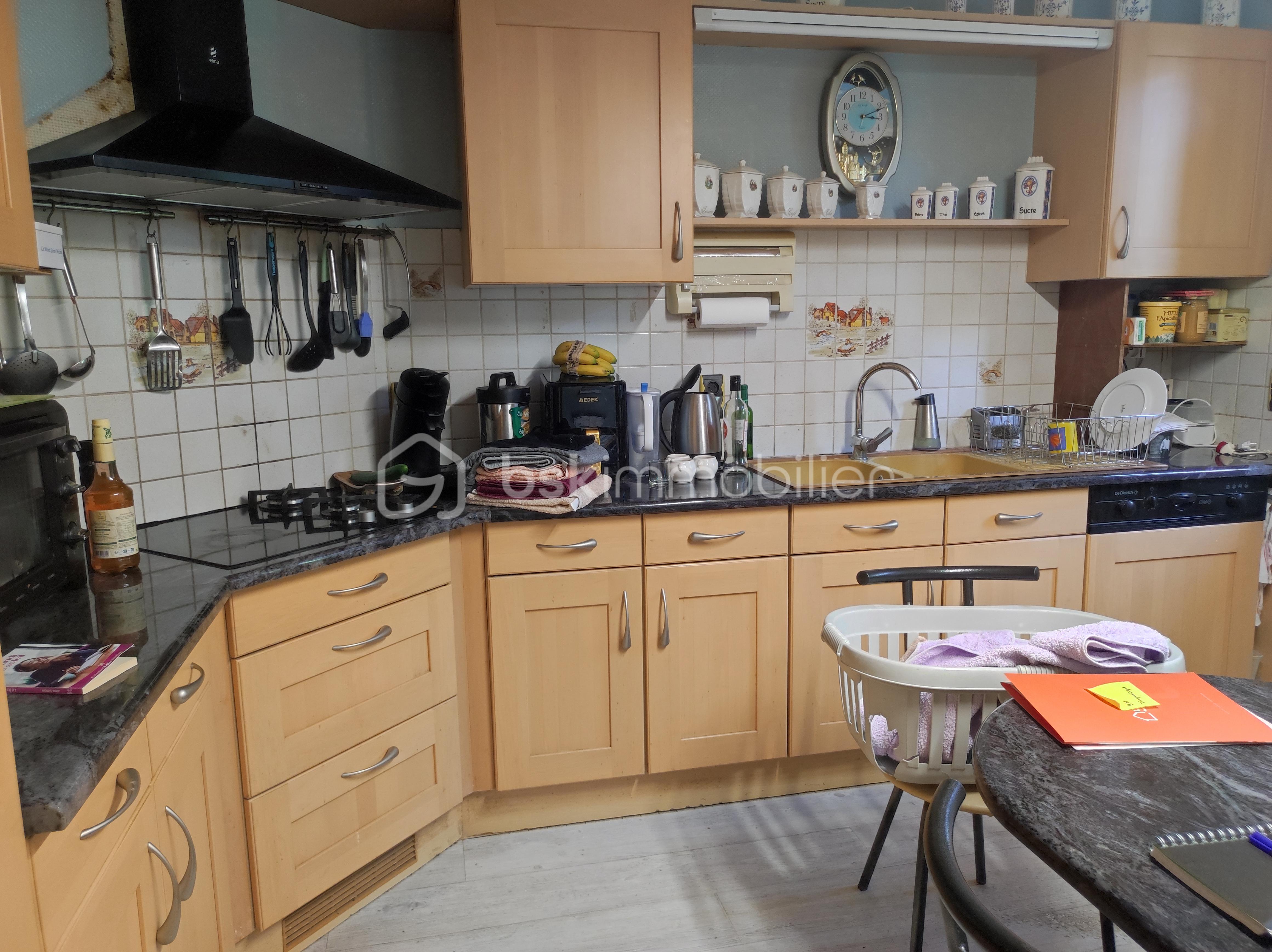 Maison de 210 m² - 1754985213070.jpg
