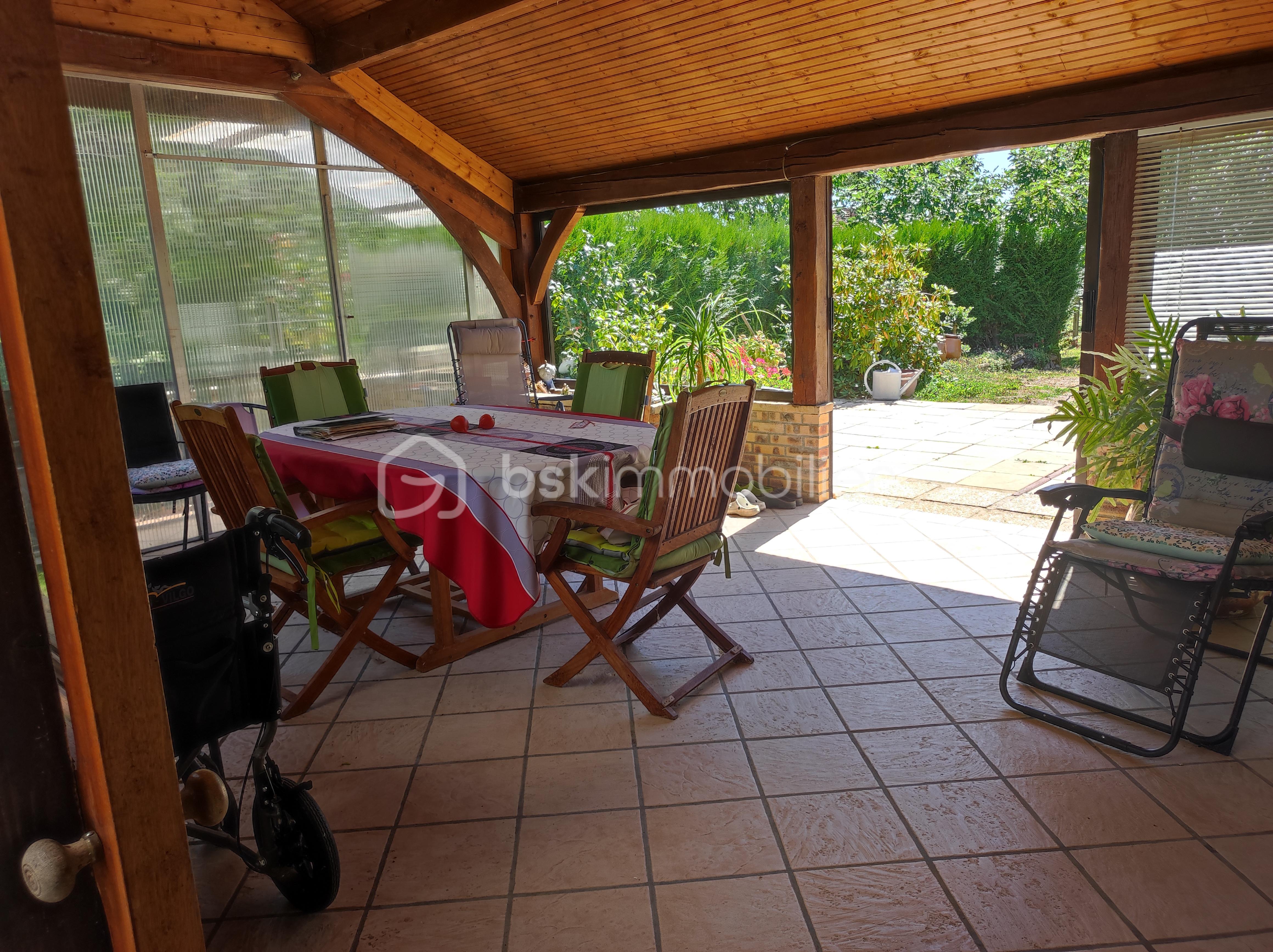 Maison de 210 m² - 1754985213289.jpg
