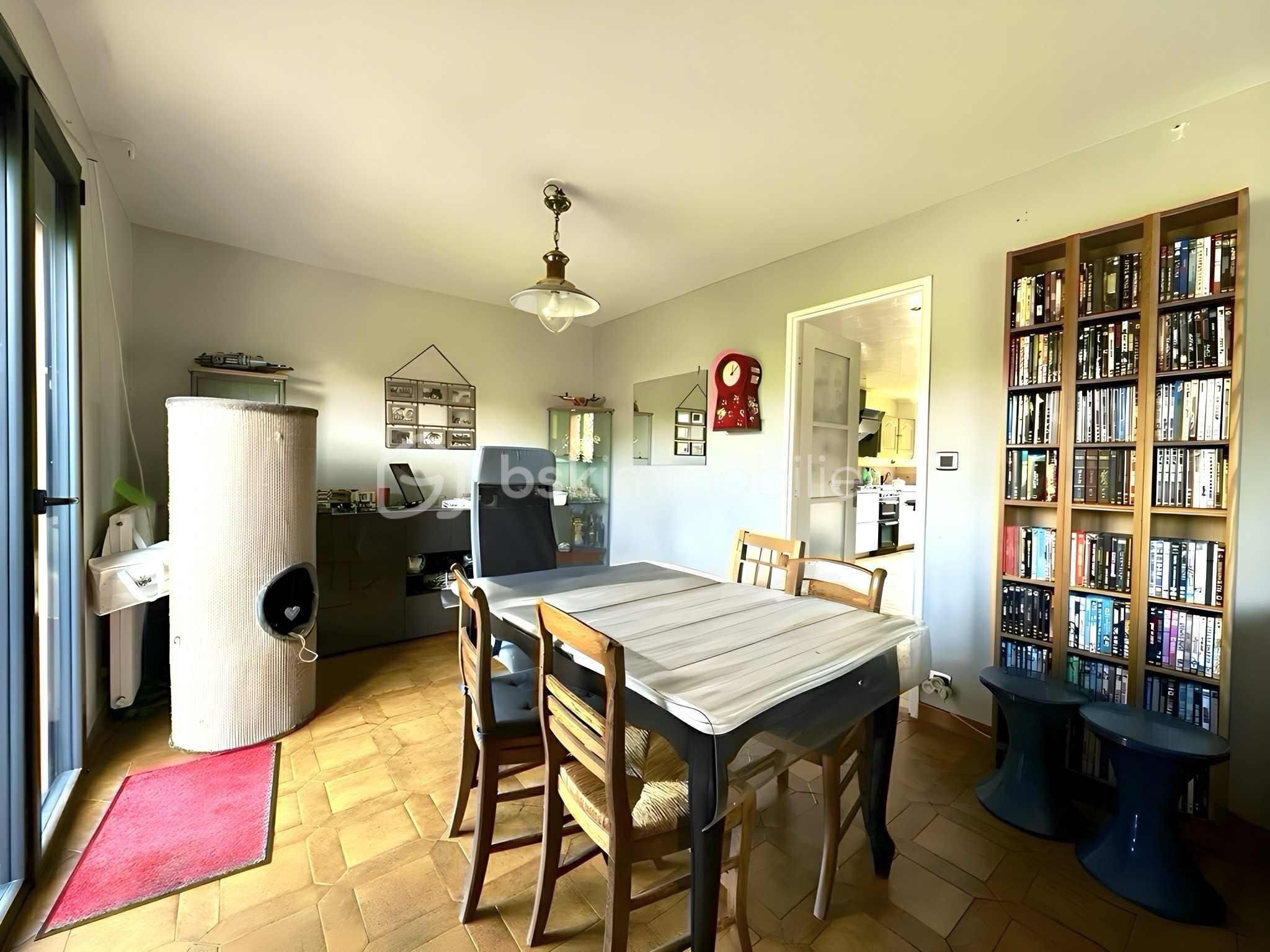 Maison traditionnelle de 106 m² - Salle à manger.jpeg