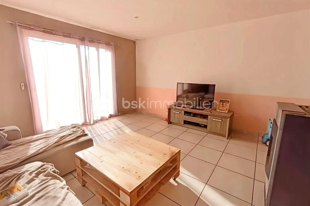 Maison de 168 m² - hoqi-229b6d0e90ab4c92a63534669c38dda8.jpg