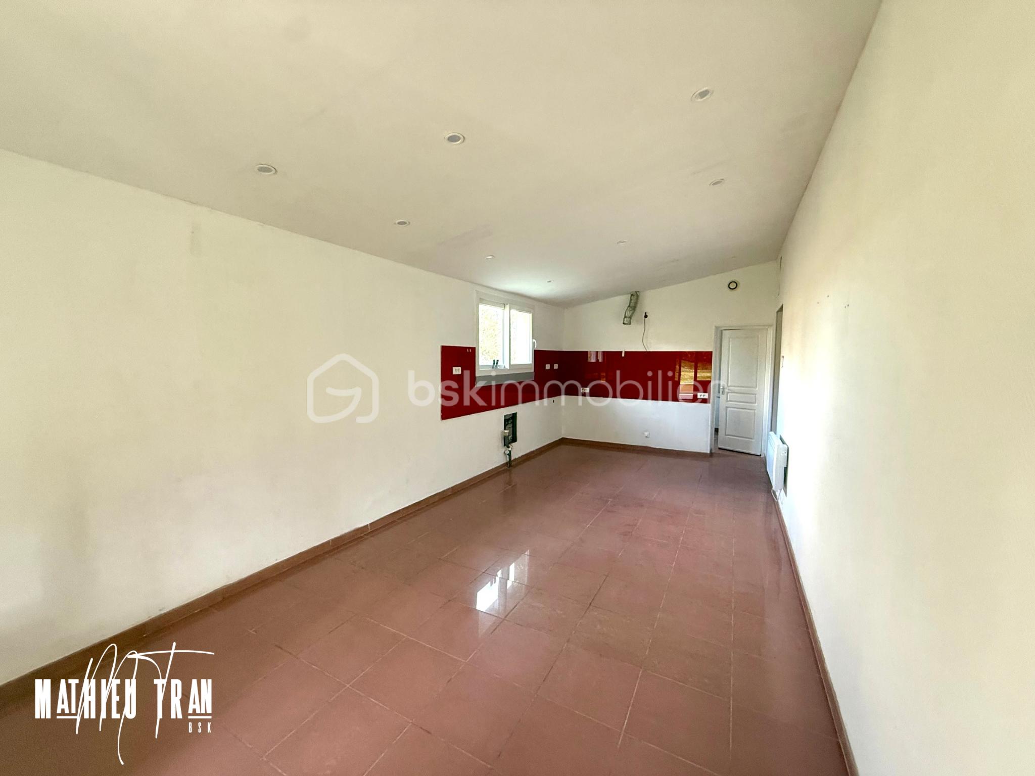 Maison de 188 m² - TERRAIN A BÂTIR.png