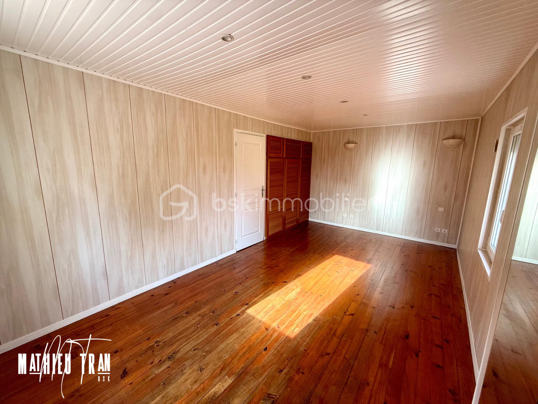 Maison de 188 m² - TERRAIN A BÂTIR.png