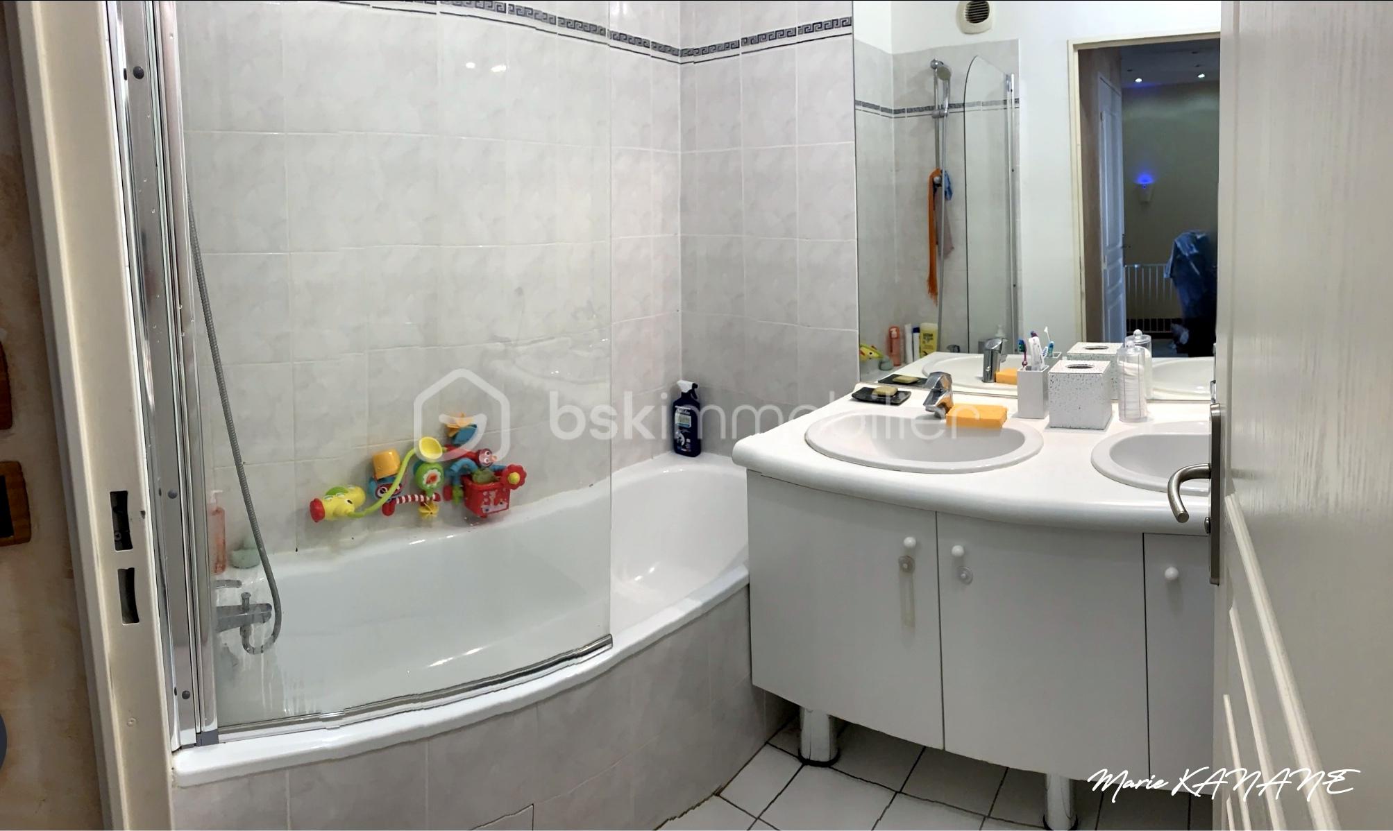 Duplex de 56,75 m² - SDB.jpg