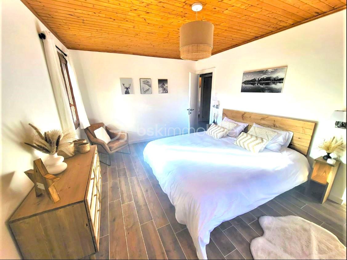 Chalet de 270 m² - Suite parentale 2.JPG