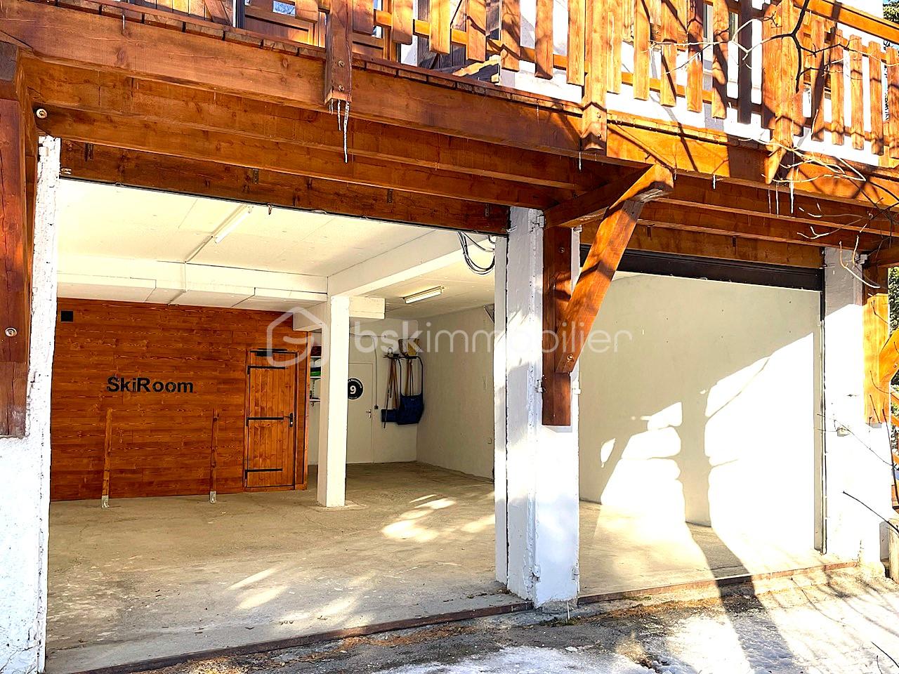 Chalet de 270 m² - Garage.jpeg