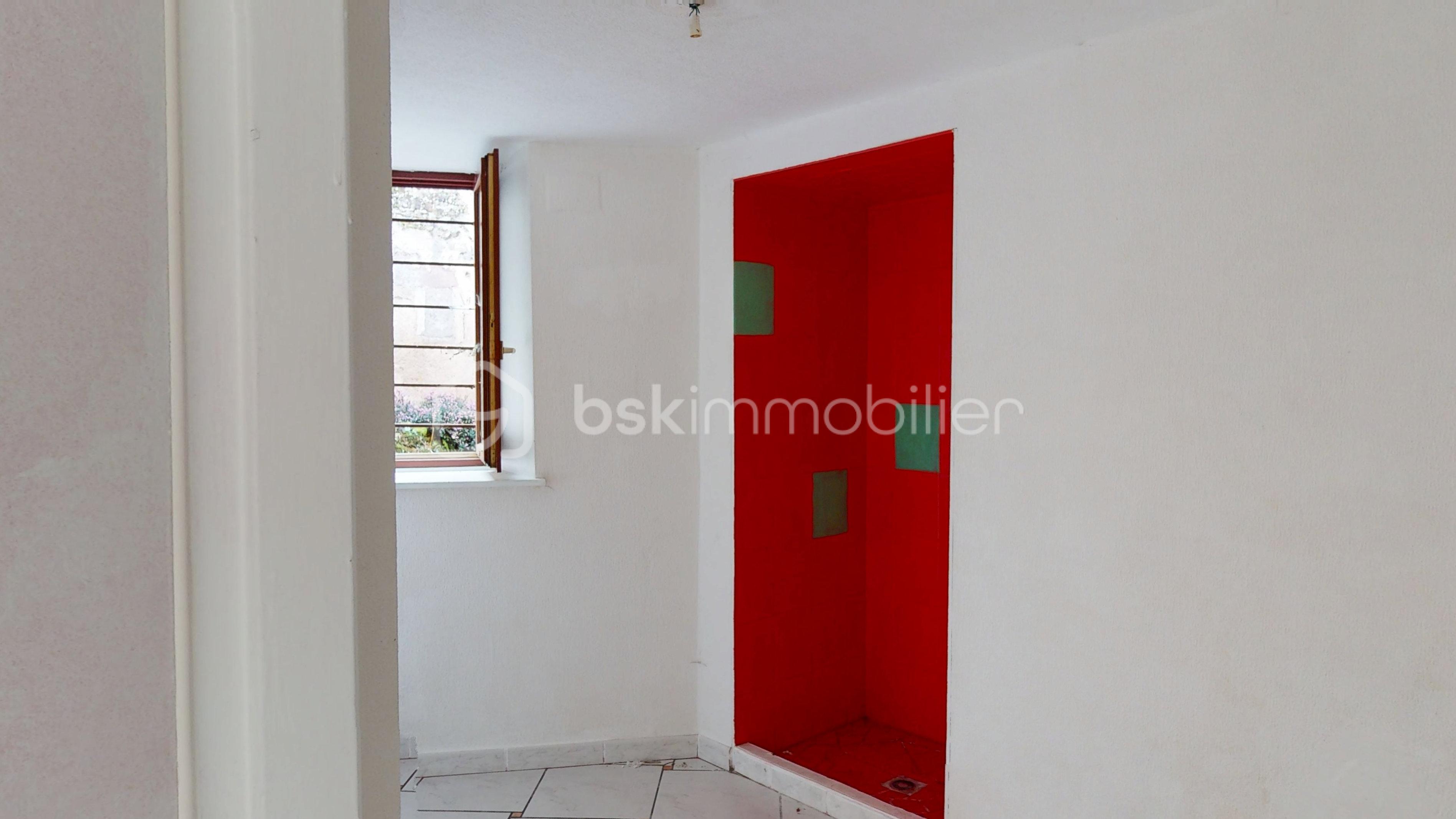 Immeuble mixte de 150 m² - 01242026_161244.jpg