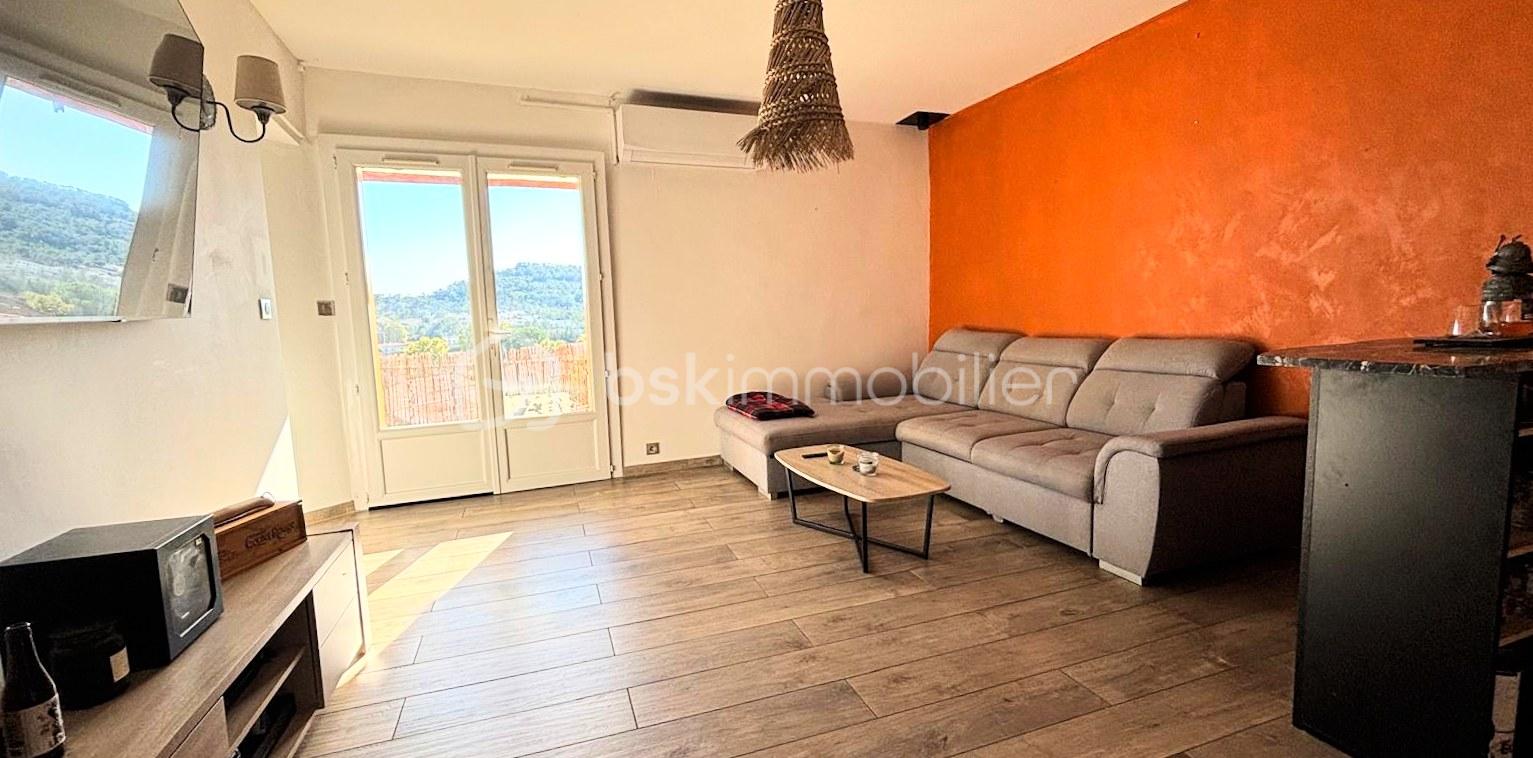 Maison de village de 110 m² - WhatsApp Image 2025-10-13 à 11.48.29_33254c42.jpg