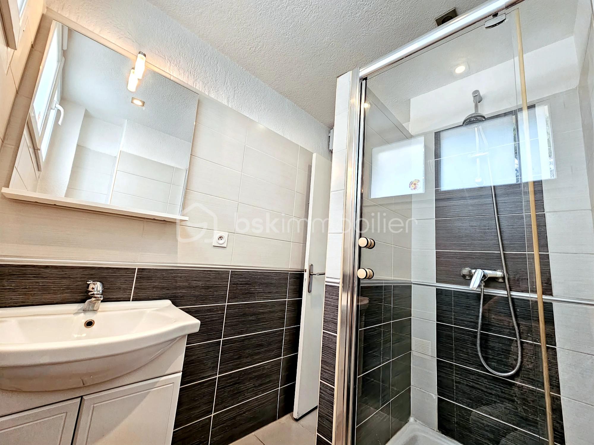 Appartement de 52 m² - e47a1f1e-02f1-42d9-aa9b-9d35d63f3765.jpg