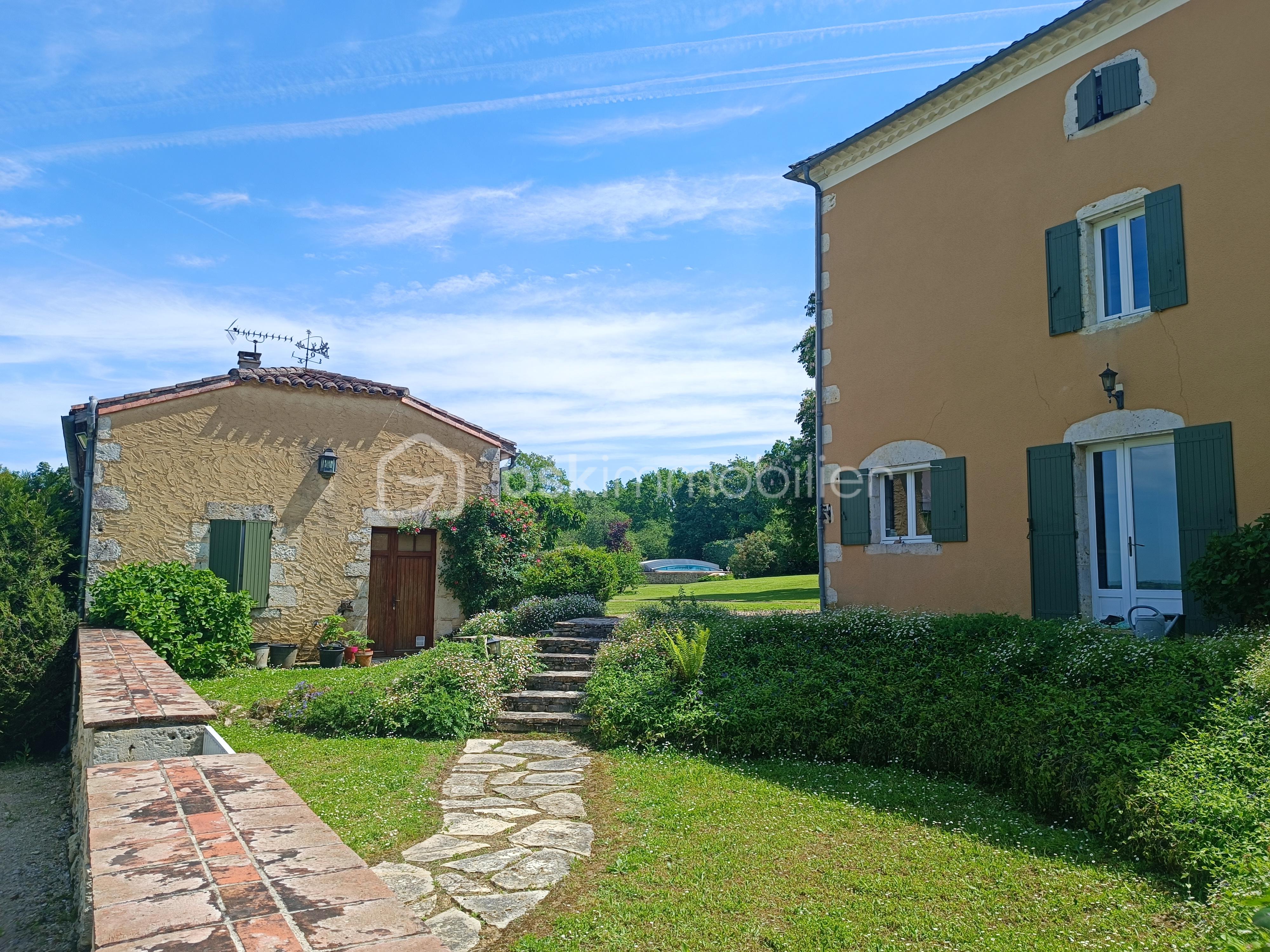 maison_vente_gers_condom_campagne_domaine_gites_chambredhotes (7).jpg