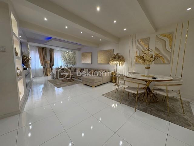 Maison de village de 110 m² - photo salle a manger cote fenetre nadia fekir.jpg