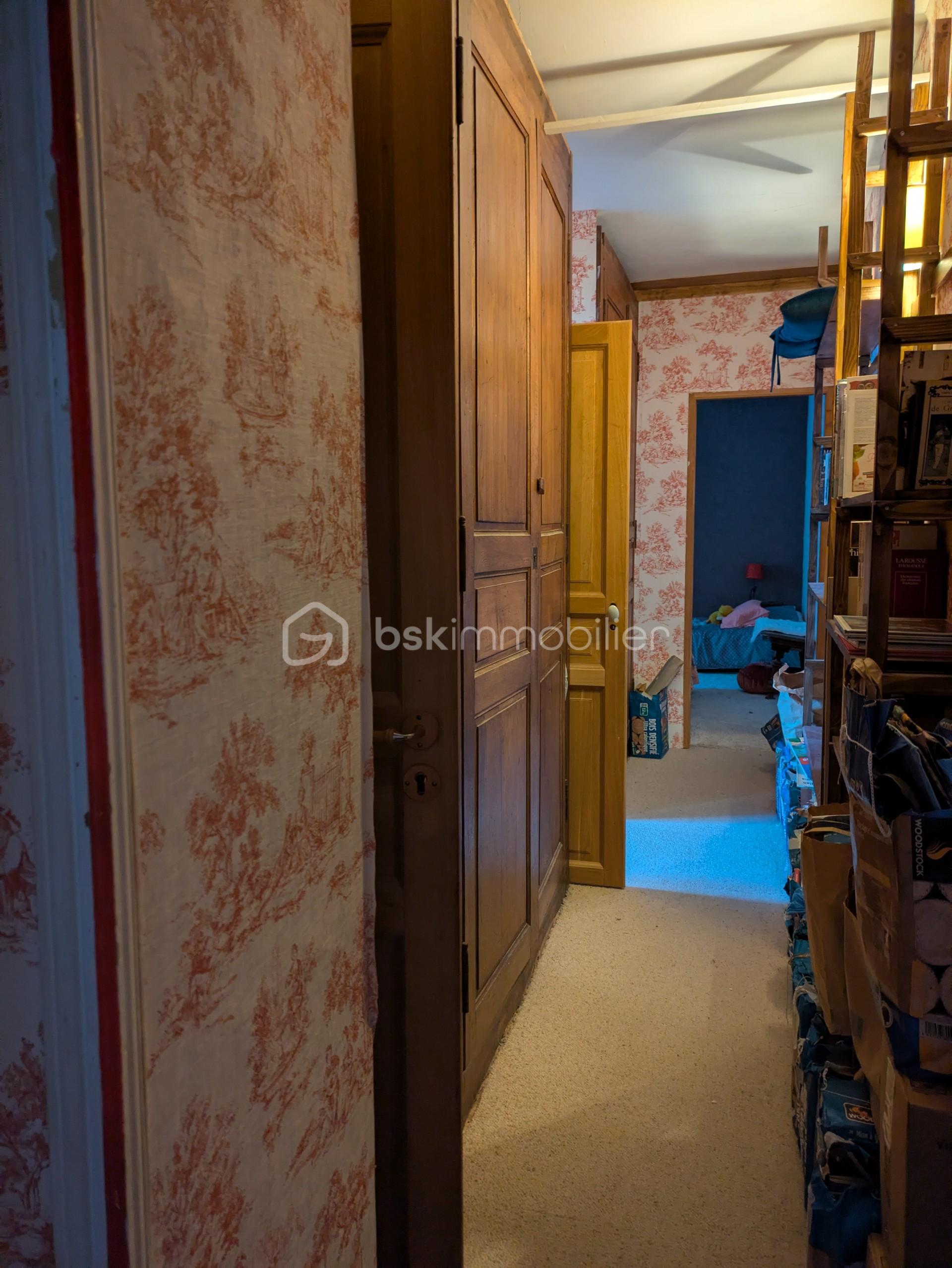 Maison de 169 m² - 23922a1c-6485-43b9-aa9a-93cb4383d63d.jpeg