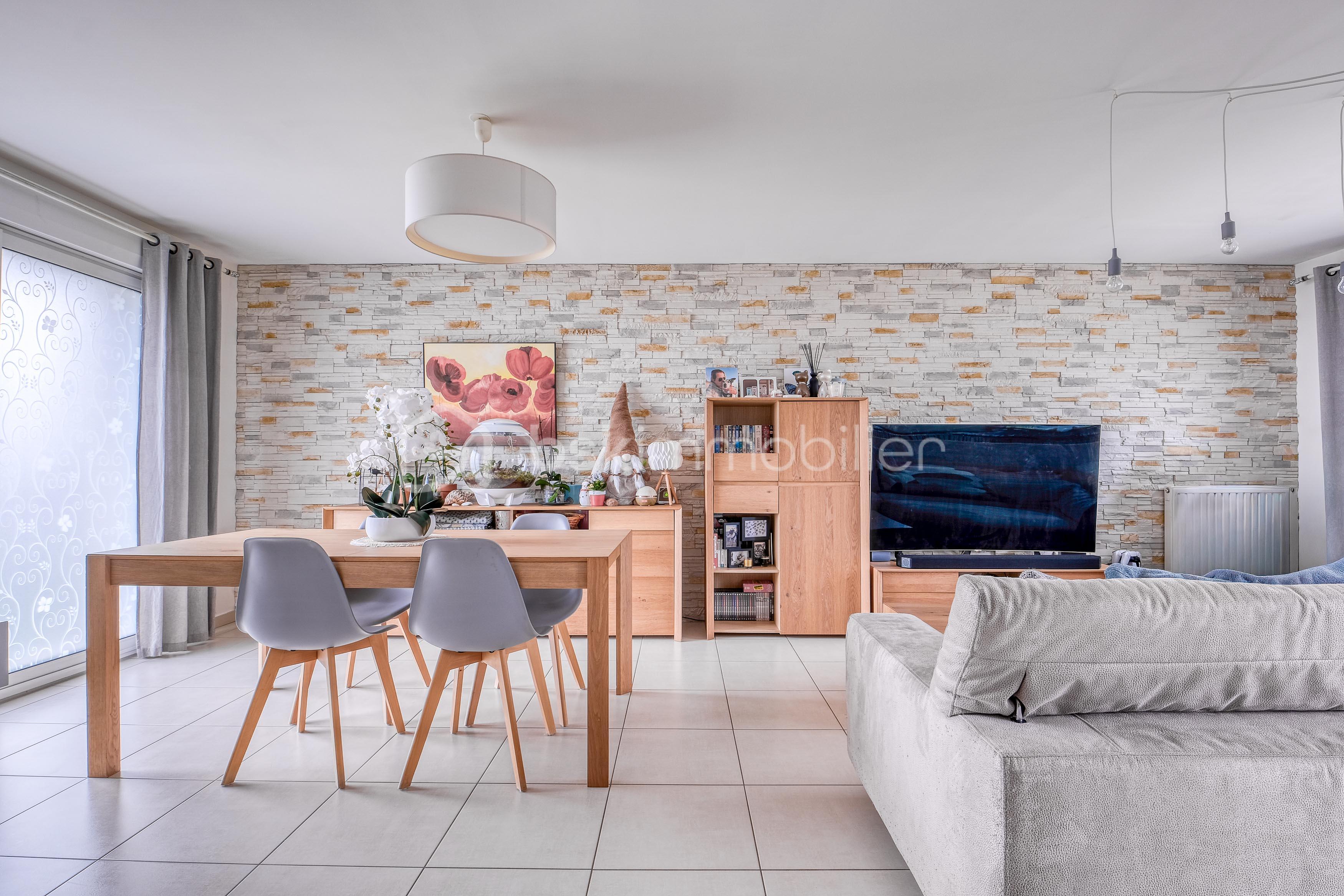 Maison traditionnelle de 138 m² - fublainelampe.jpg