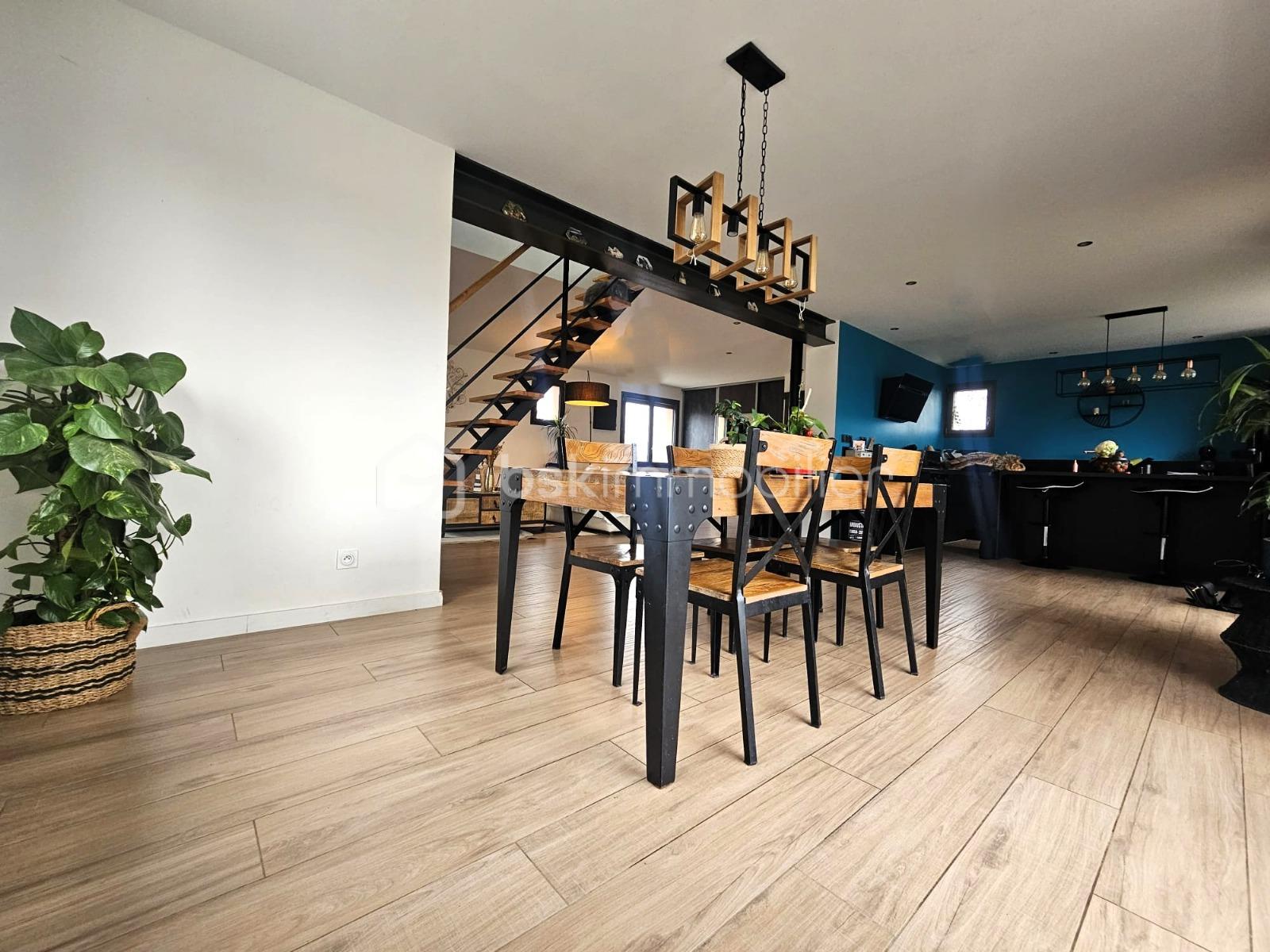 Maison de 140,02 m² - IMG-20251210-WA0041.jpg