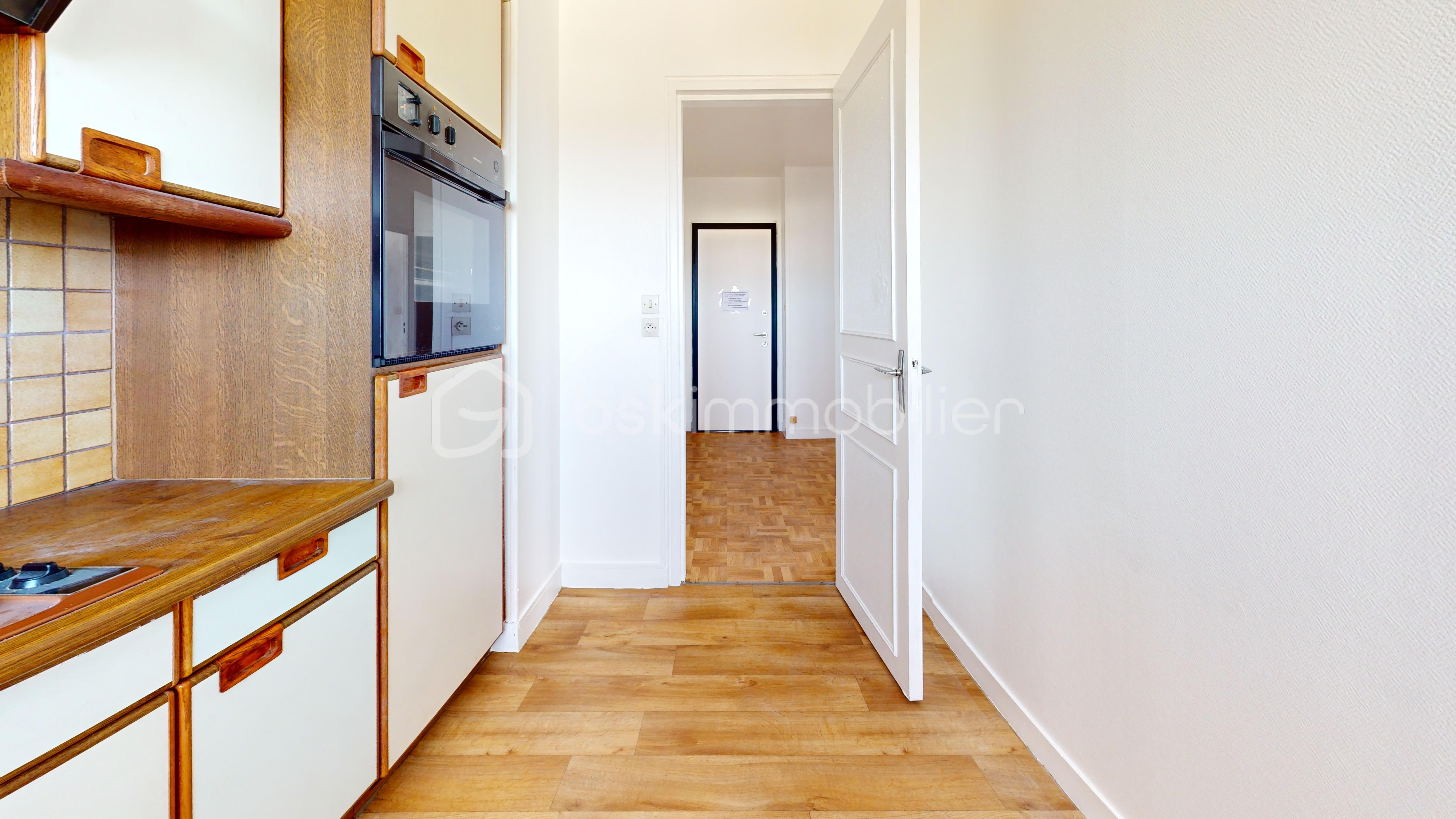 Appartement-3P-7e-Kitchen.jpg