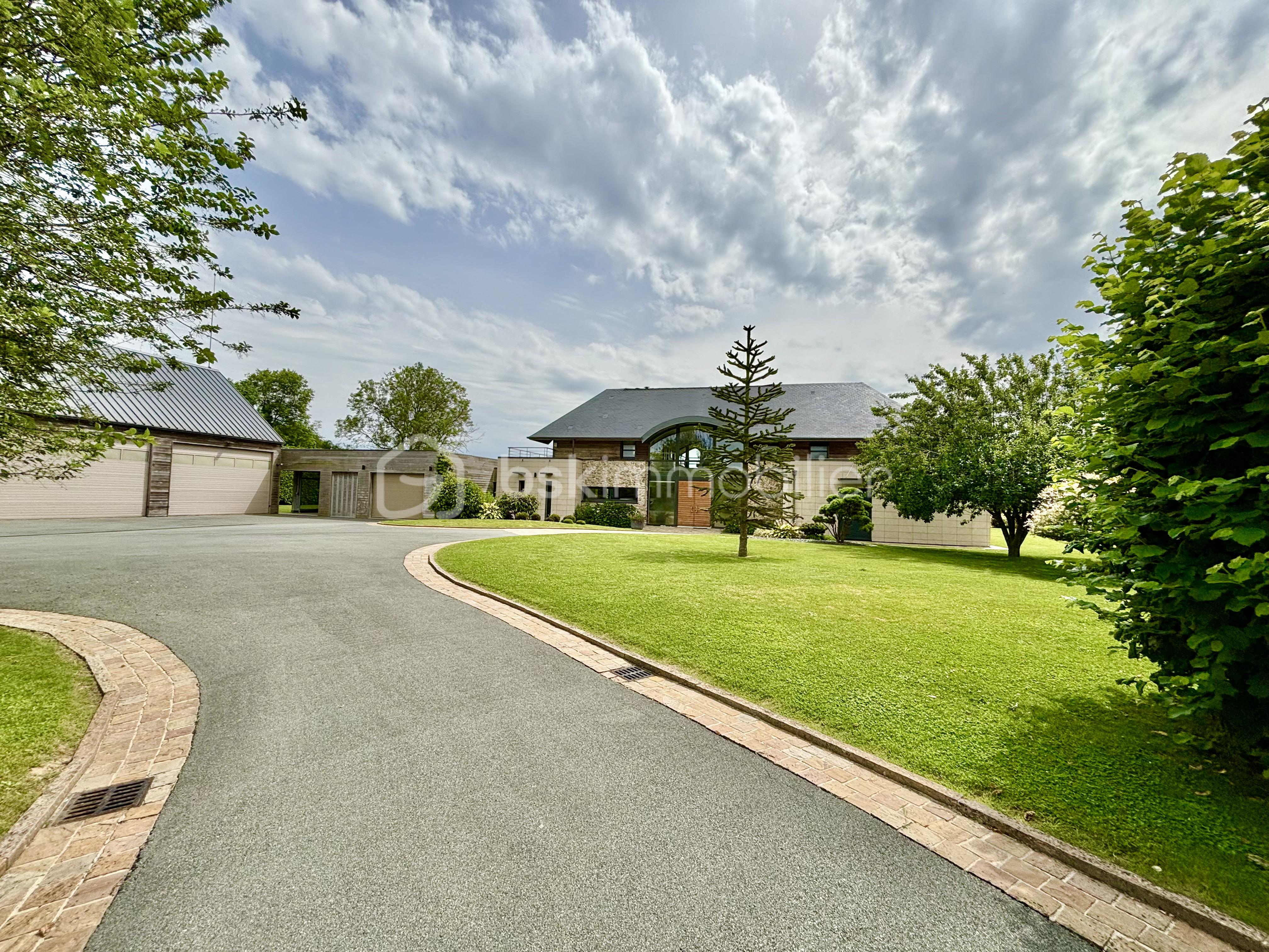 Maison de 365 m² - E8312DB7-A12F-41C2-B10F-E25CBA7EB80D.jpeg