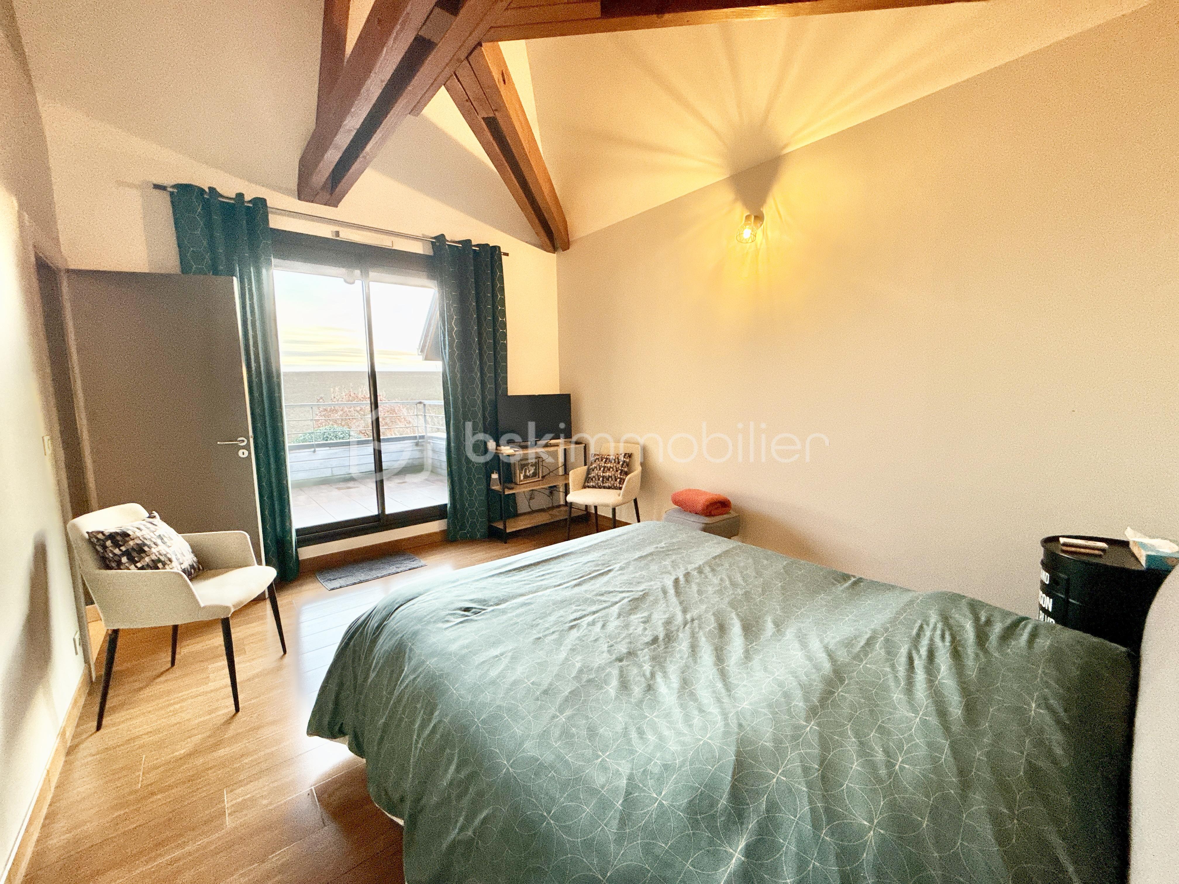 Maison de 365 m² - DJI_20260204_172112_200.jpg