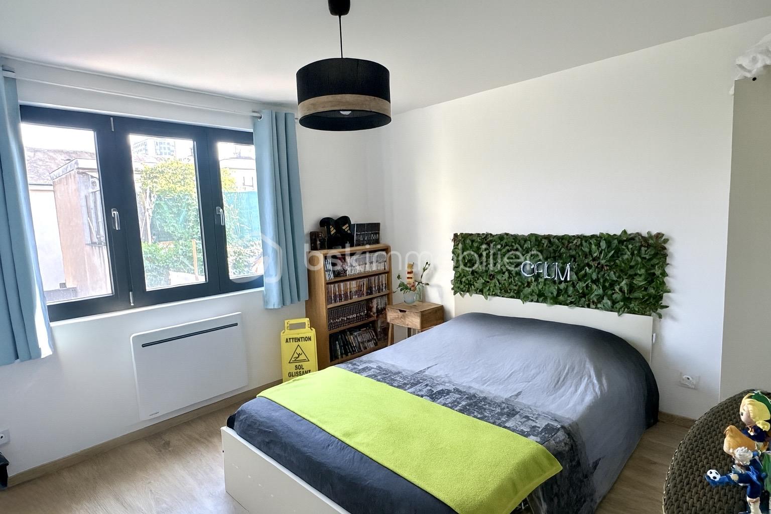 Maison de ville de 150 m² - CHAMBRE ENFANT.jpg