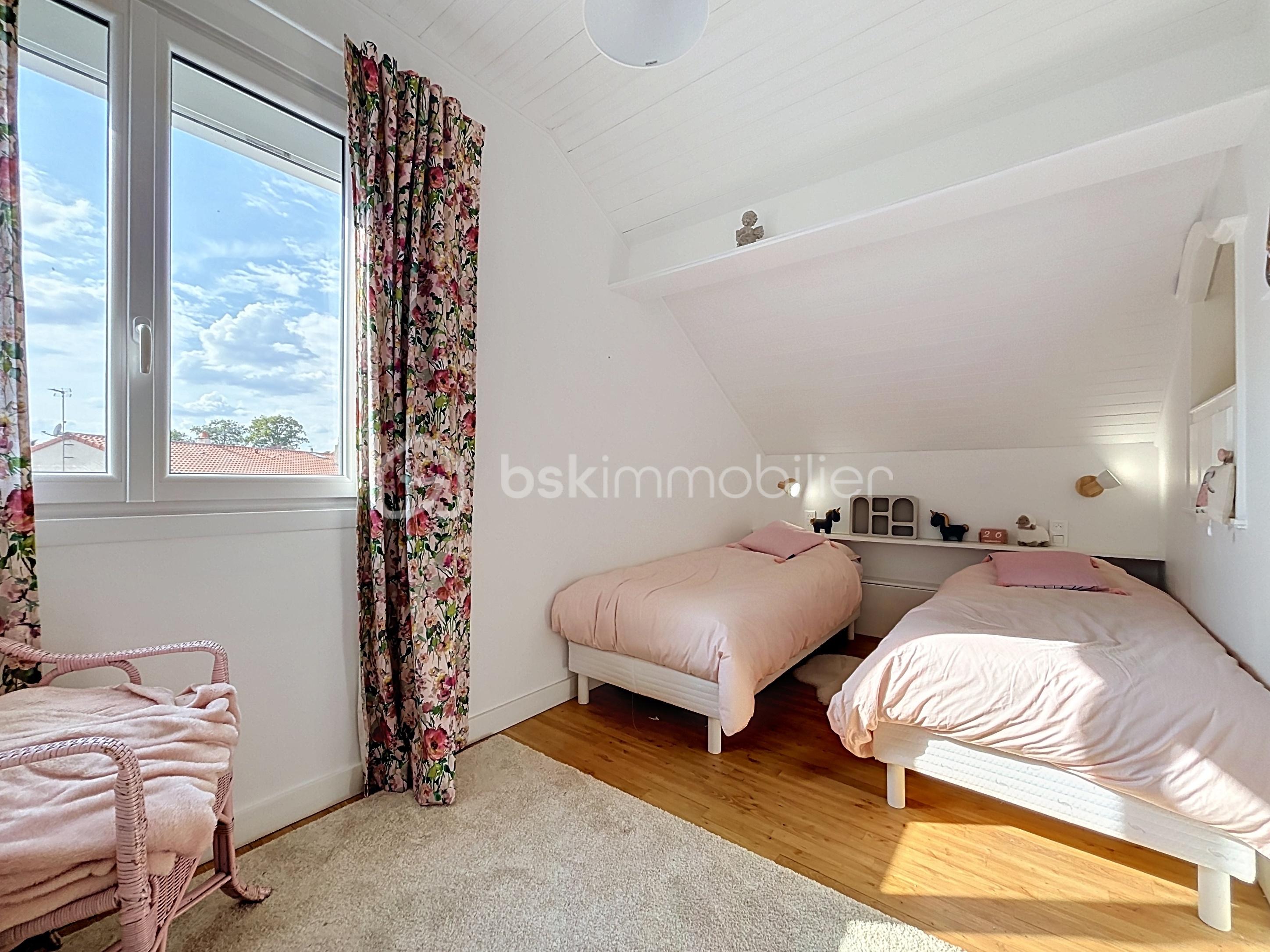 lhome_00015.jpg
