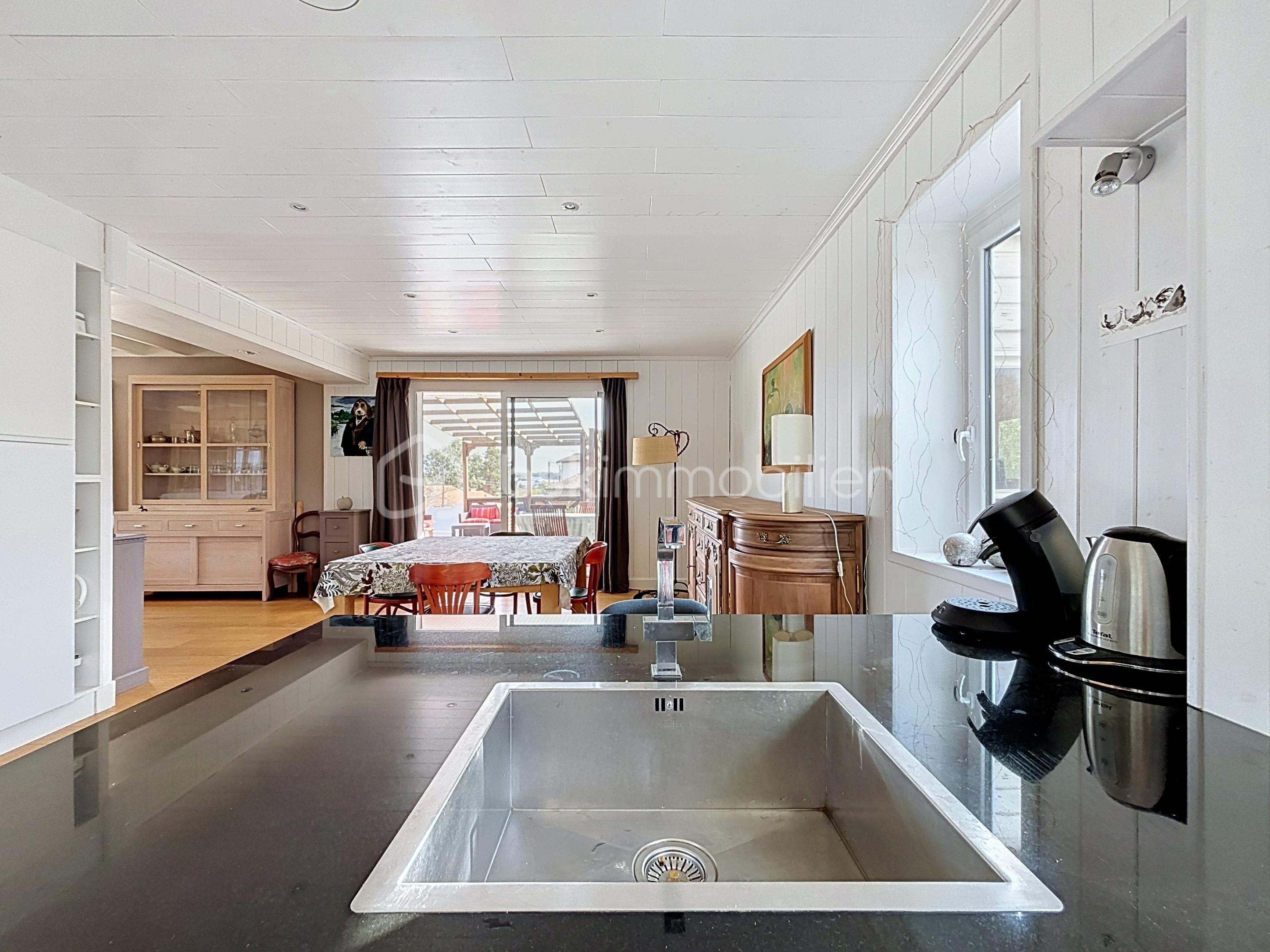 lhome_00010.jpg