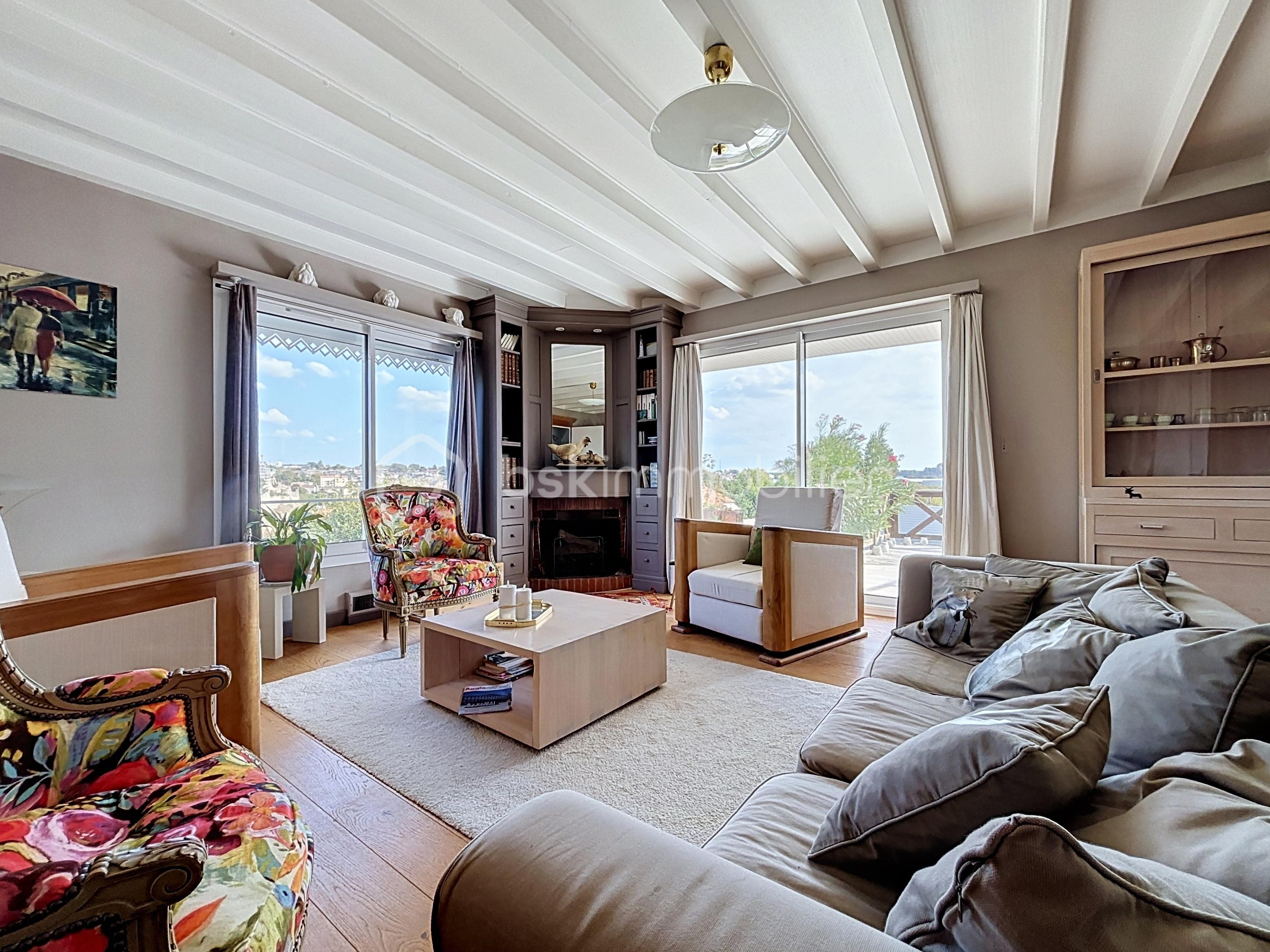 Maison 7 pièces 164 m² · à Bressuire · 164 m² · 297 000 €