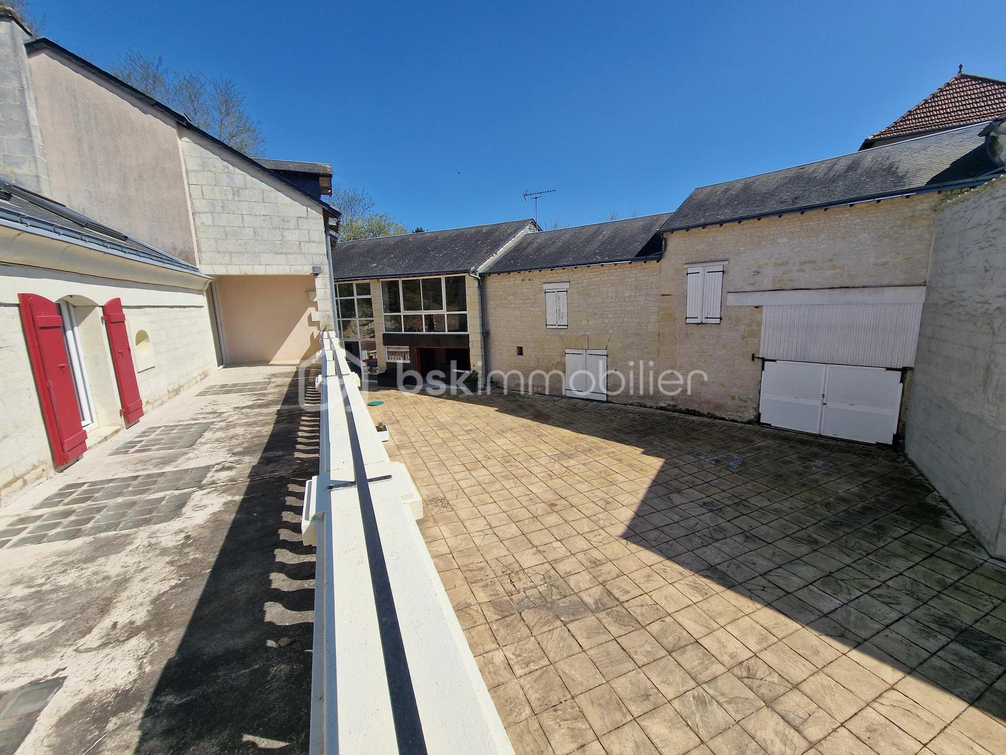 Maison de 283 m² - 20250410_152217.jpg