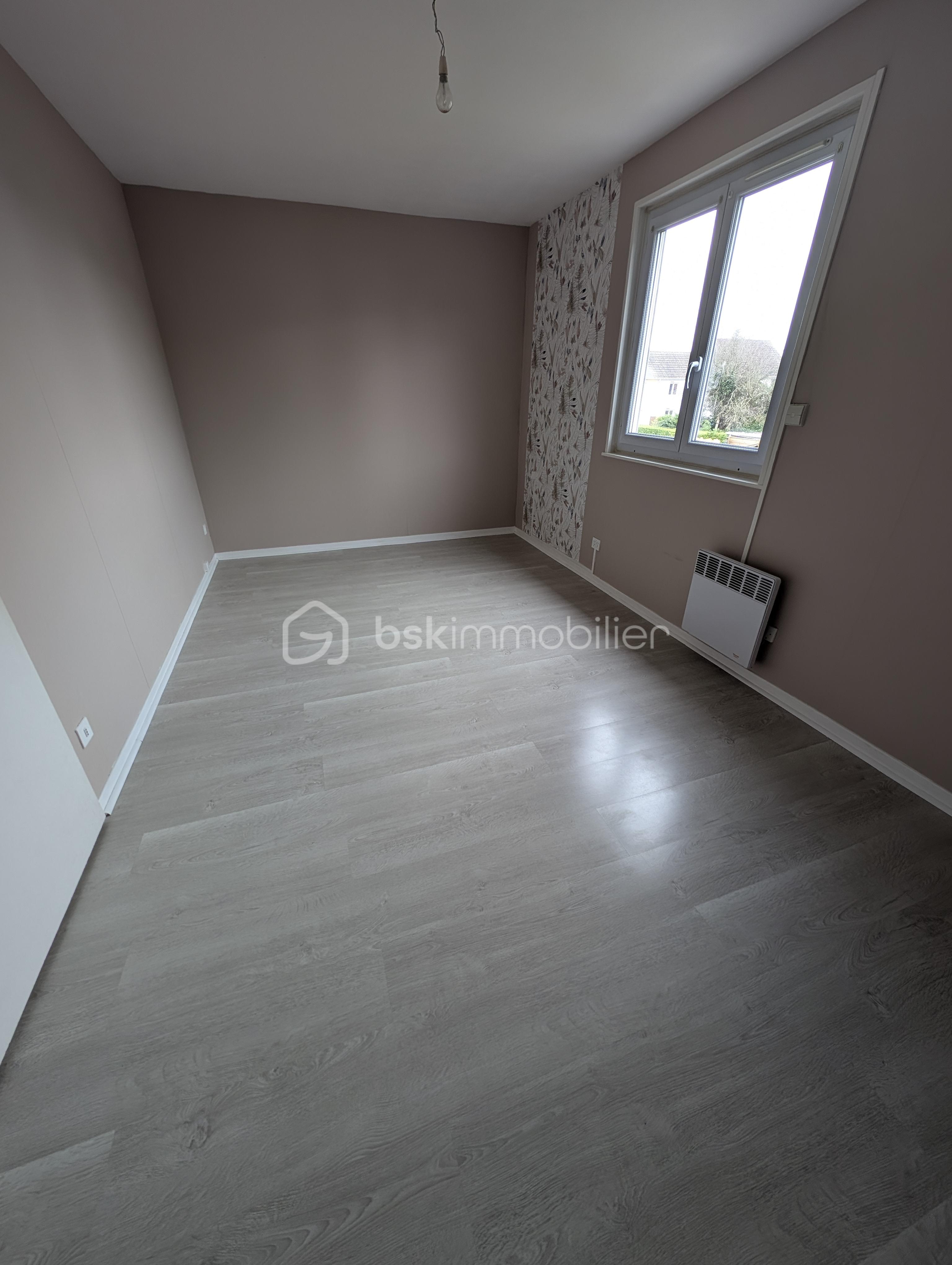 Pavillon de 90 m² - PXL_20251107_111208542.jpg