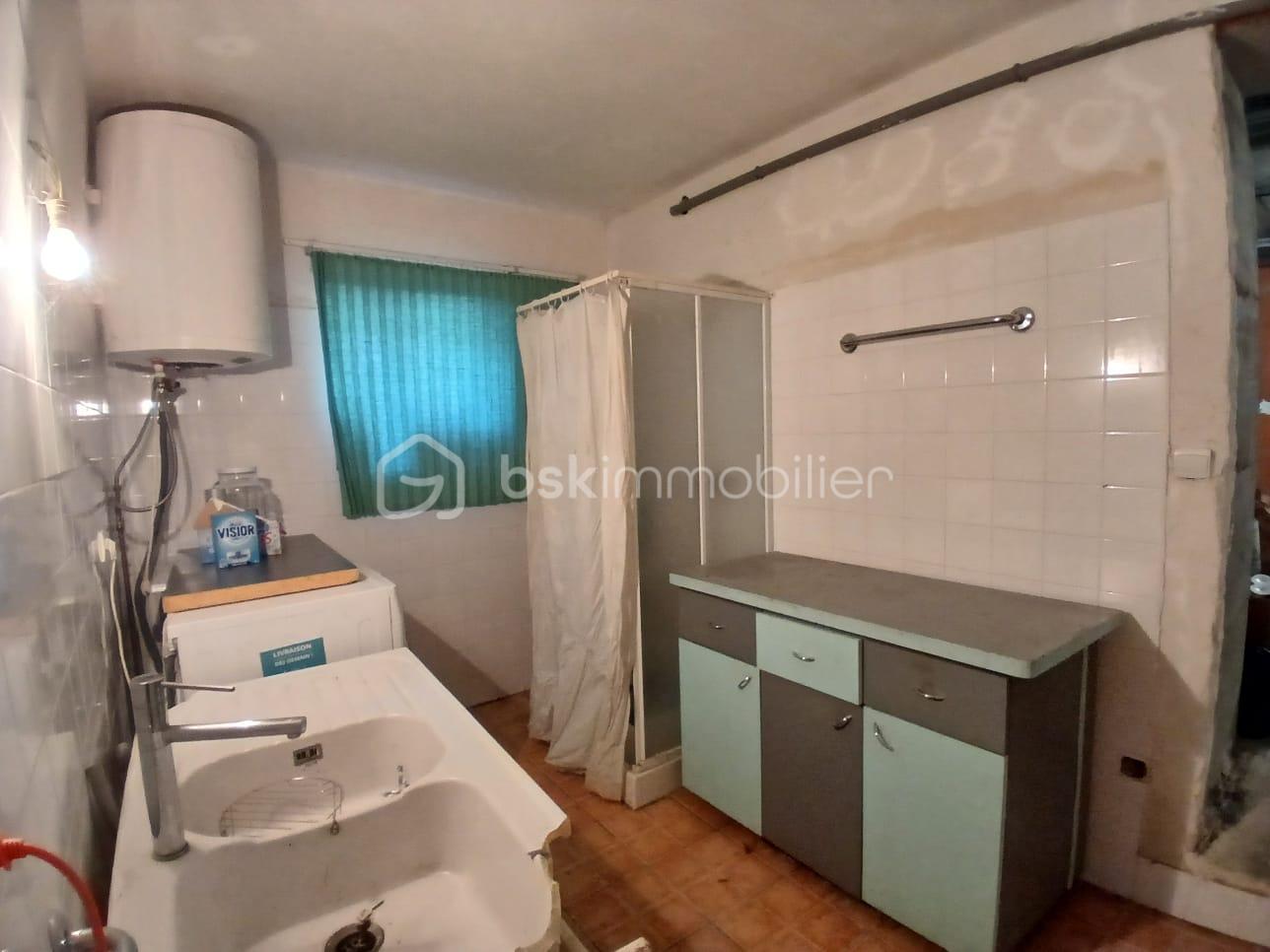 Maison de 236 m² - Buanderie RDJ.jpg