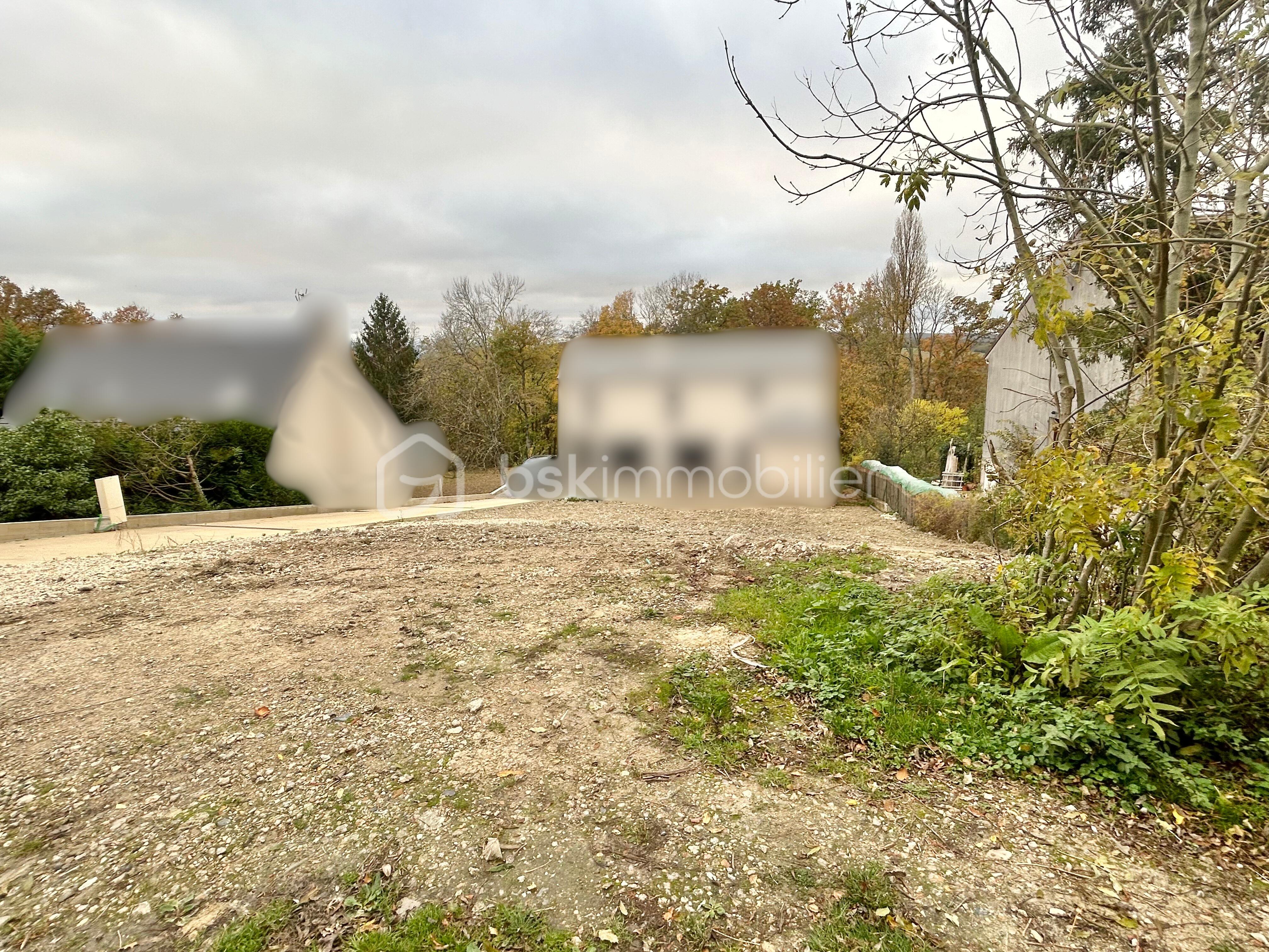 Terrain de 500 m² - 5df840e0-def1-4316-8637-227263e5caeb.jpg