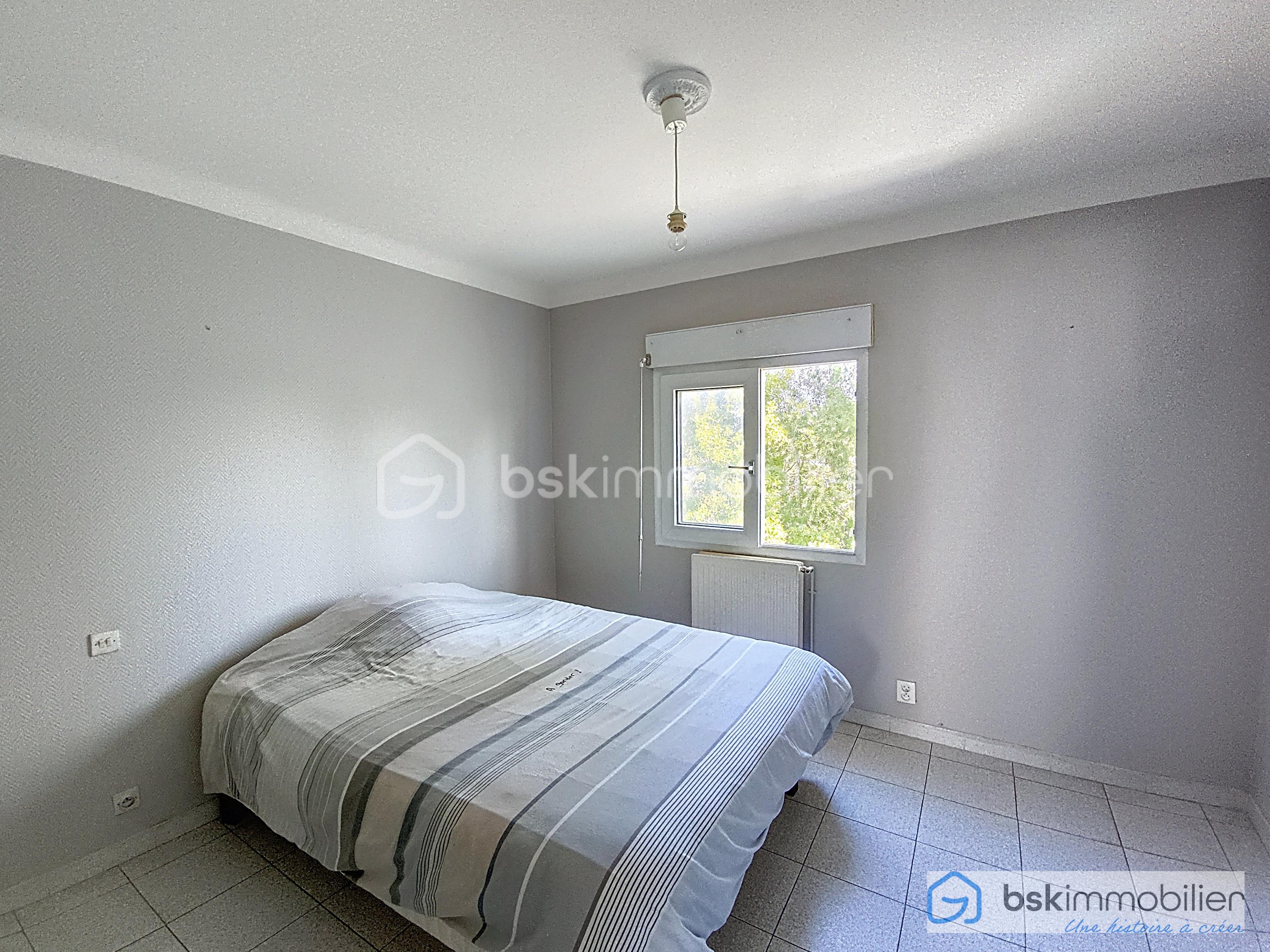 Maison de 174,06 m² - chambre 2.jpg