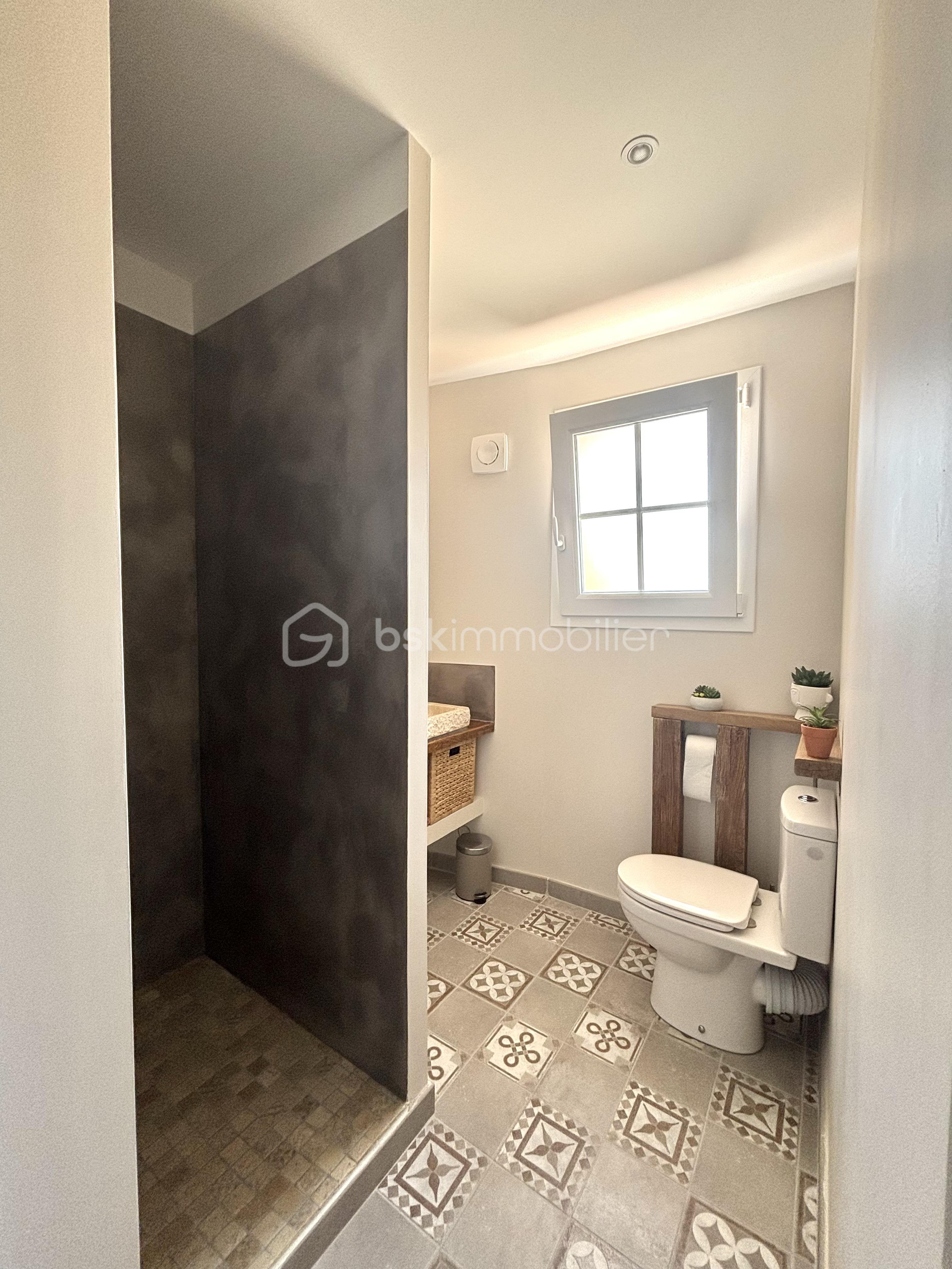 Maison traditionnelle de 94 m² - tempImagehr2eE2.png