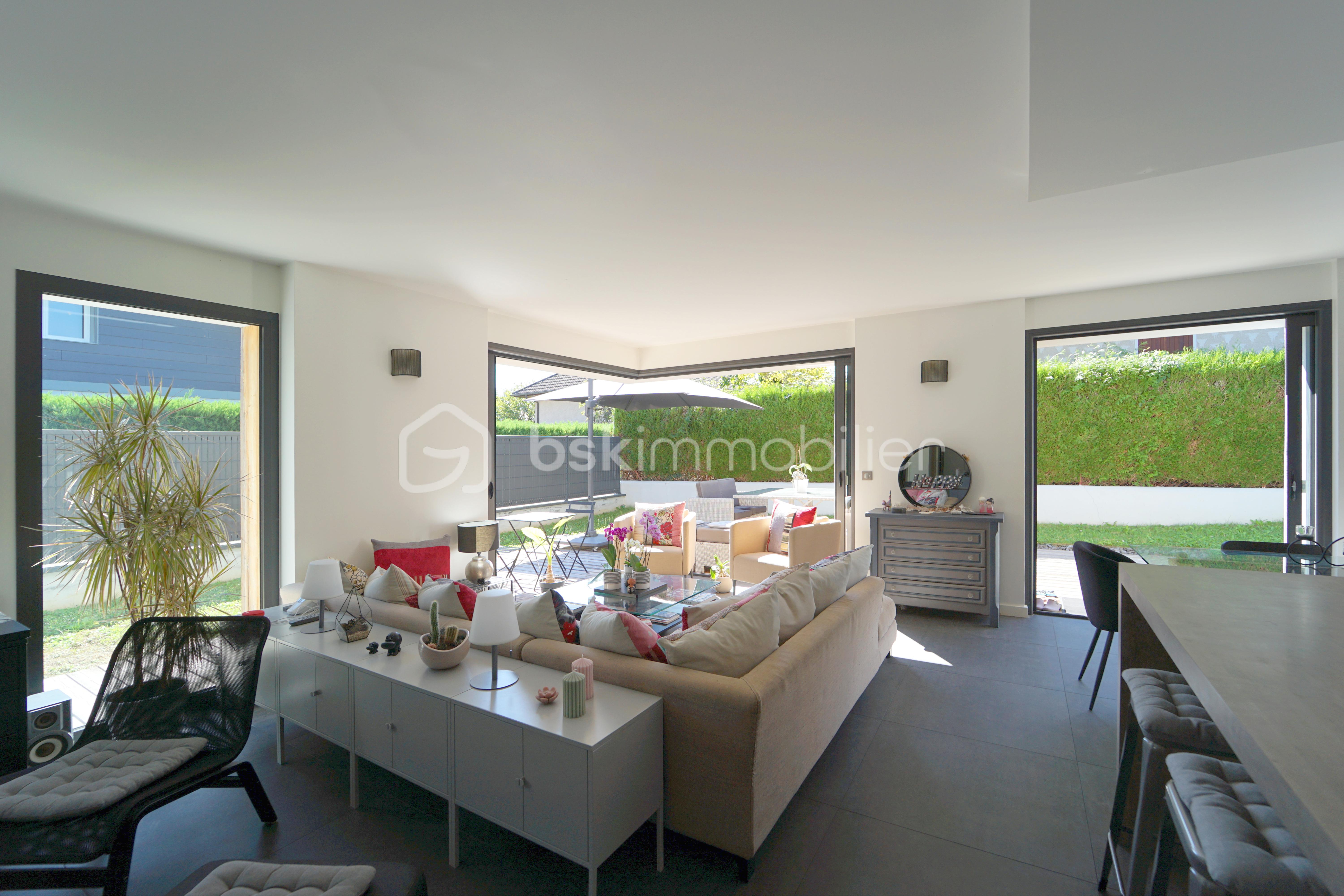 Maison contemporaine de 173 m² - salon.JPG