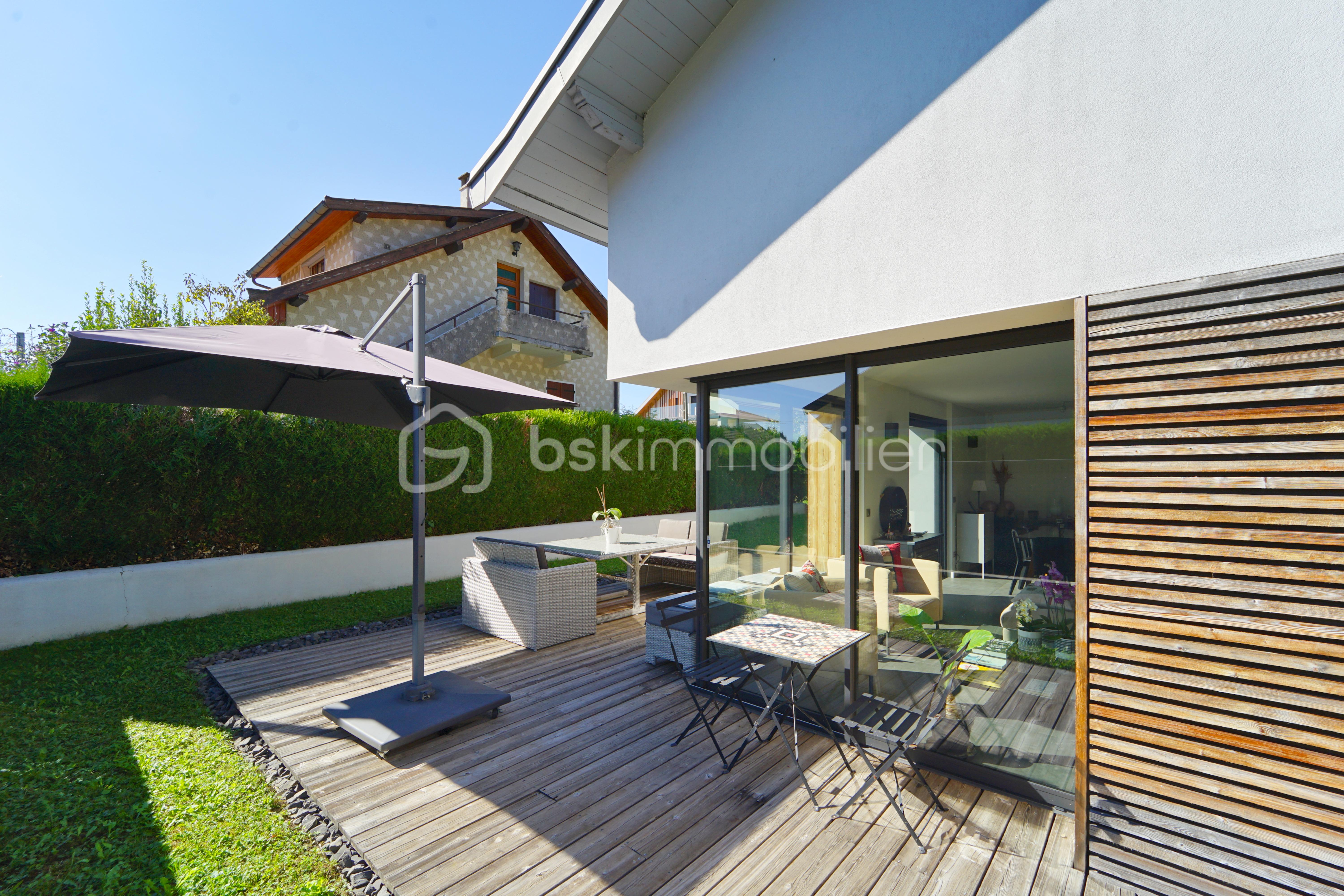 Maison contemporaine de 173 m² - extérieur.JPG