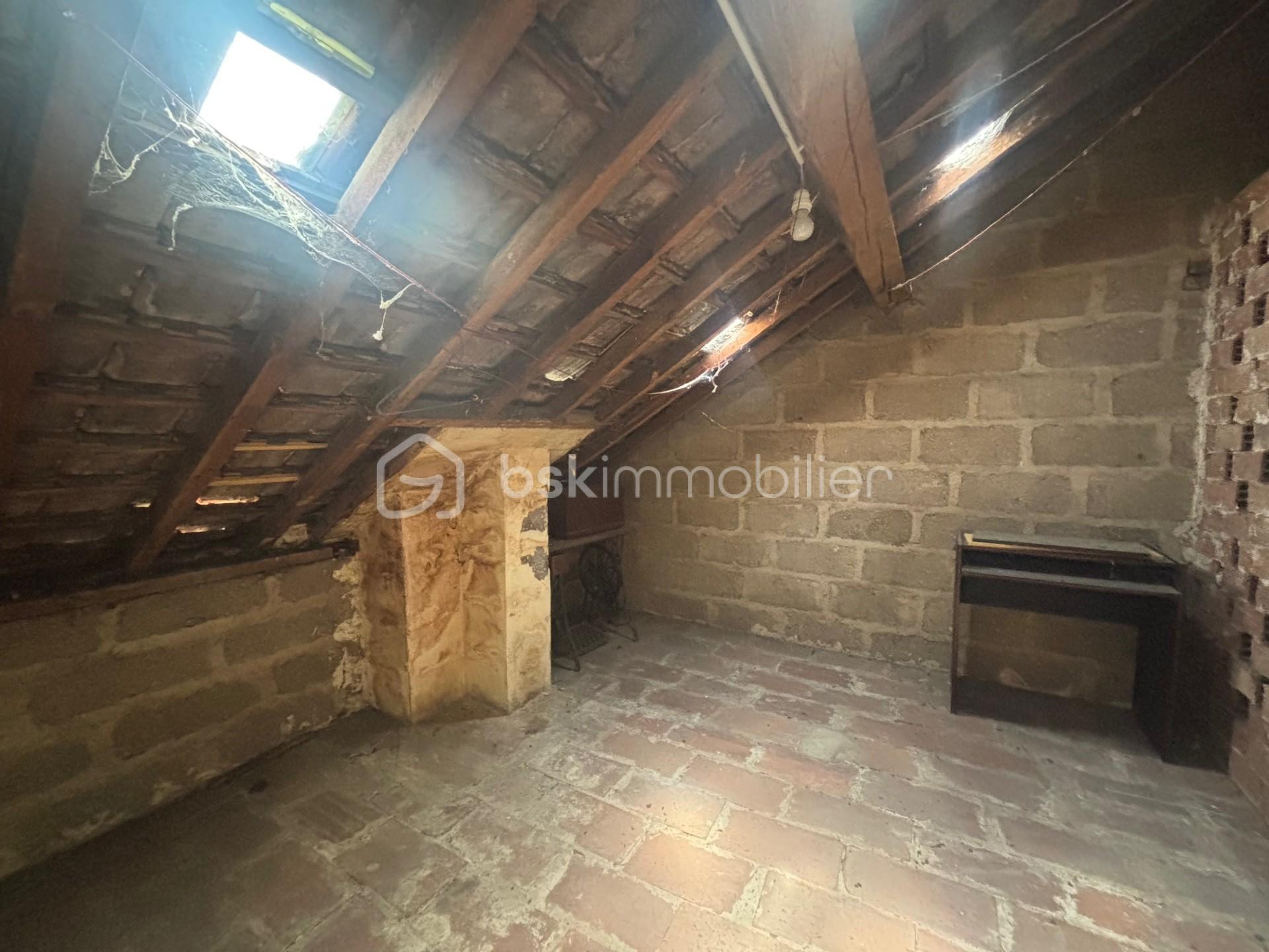 79616a26-d33c-4b0d-aea8-352acbc2c8cd.jpg