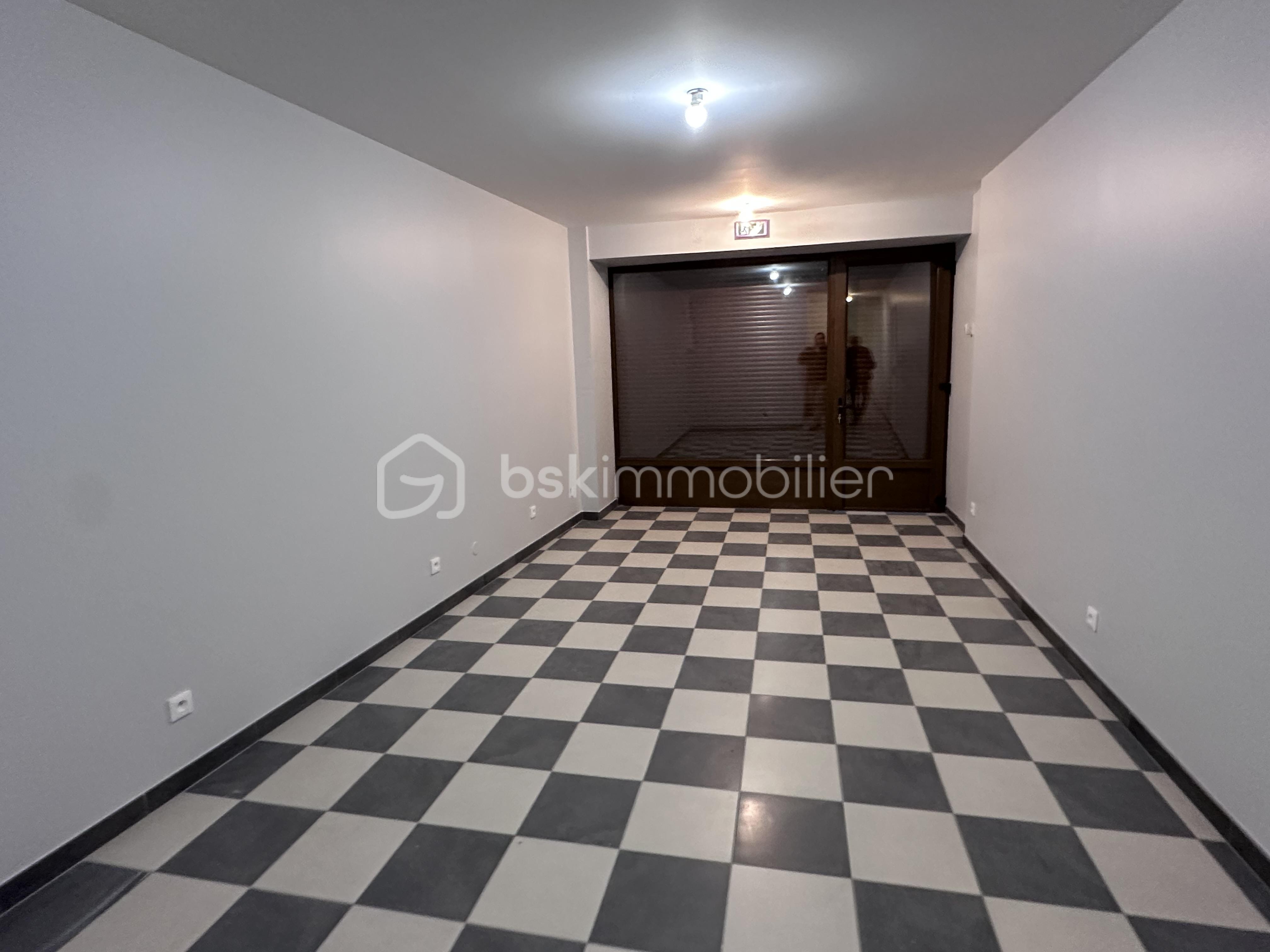 Local commercial de 60 m² - IMG_8799.jpeg