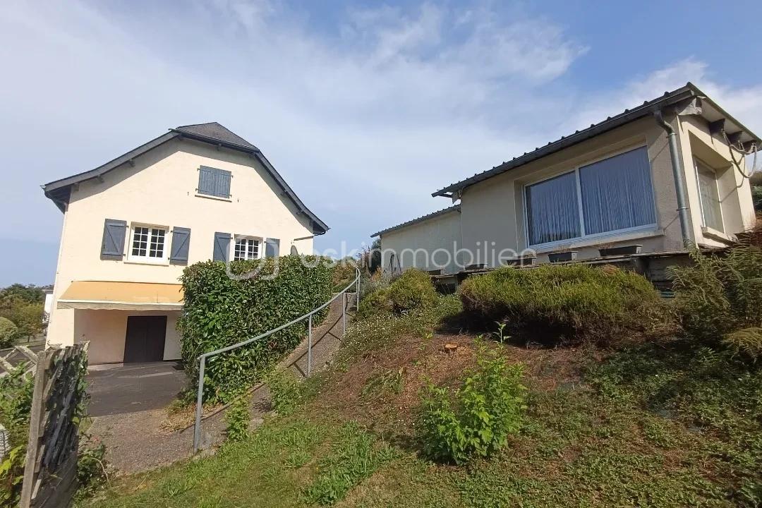 Maison de 193 m² - hoqi-8f16d610929a48e48b06d858987cd472.jpg