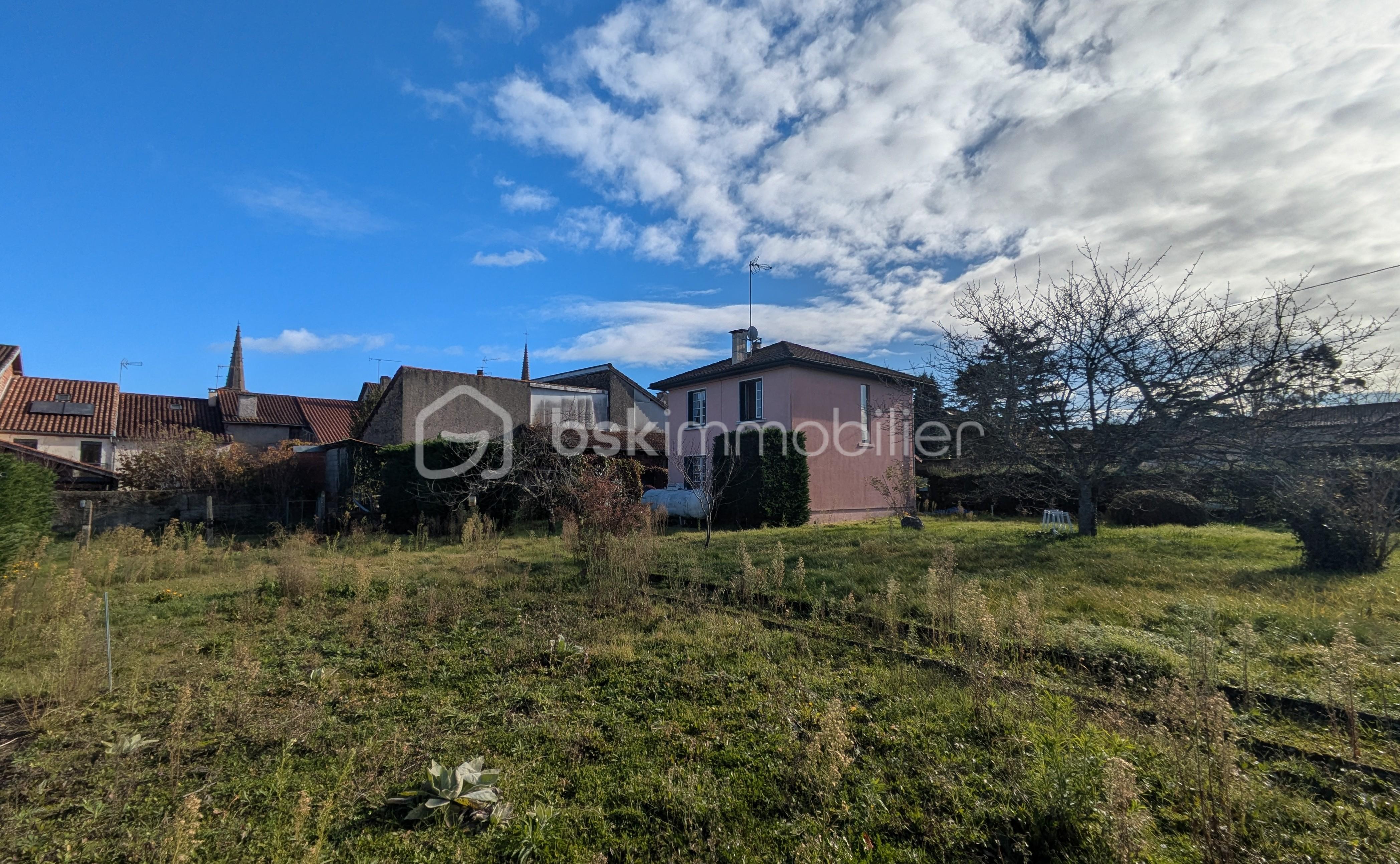 Maison de 80 m² - 9 derrière maison.jpg